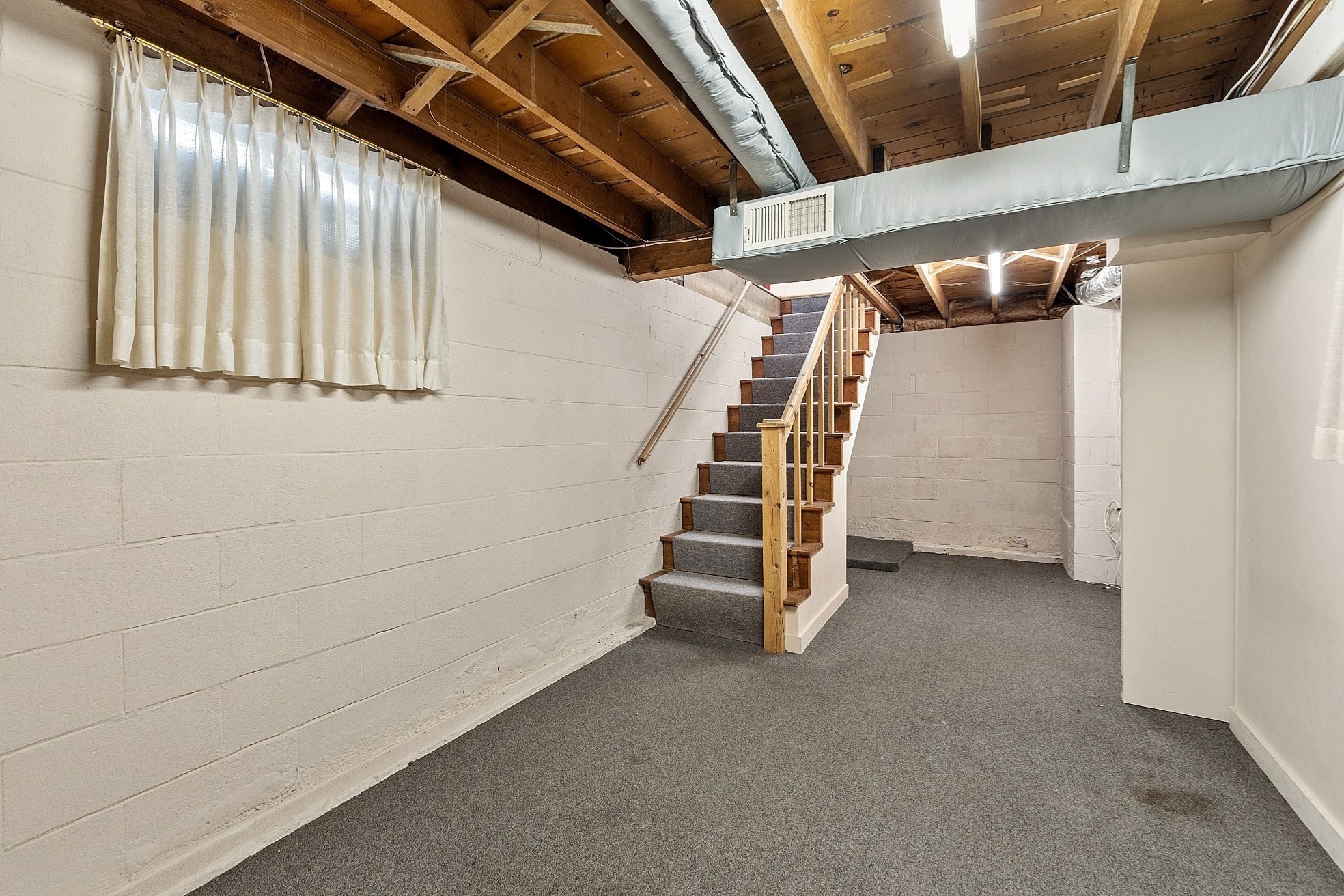 202 Florence St, Leominster, MA 01453 - Image 29