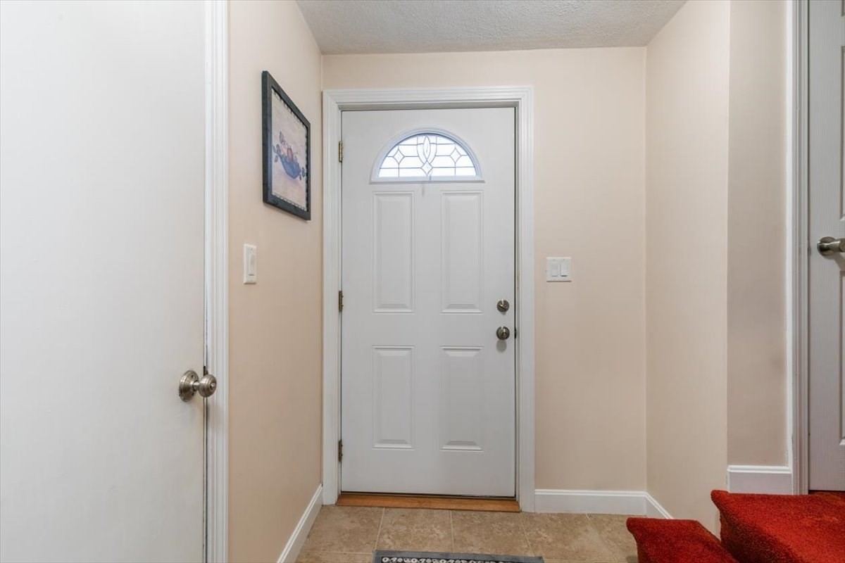 9 Twin Brooks Cir Unit 9, Haverhill, MA 01835 - Image 4