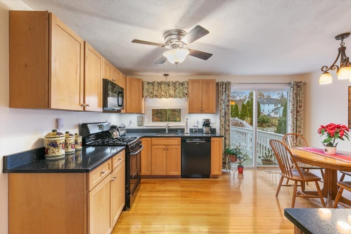 9 Twin Brooks Cir Unit 9, Haverhill, MA 01835 - Image 6