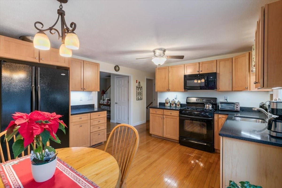 9 Twin Brooks Cir Unit 9, Haverhill, MA 01835 - Image 7