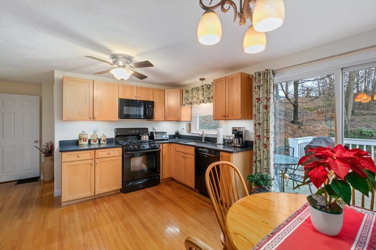 9 Twin Brooks Cir Unit 9, Haverhill, MA 01835 - Image 9