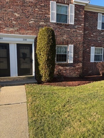 2010 Windsor Dr Unit 2010, Framingham, MA 01701