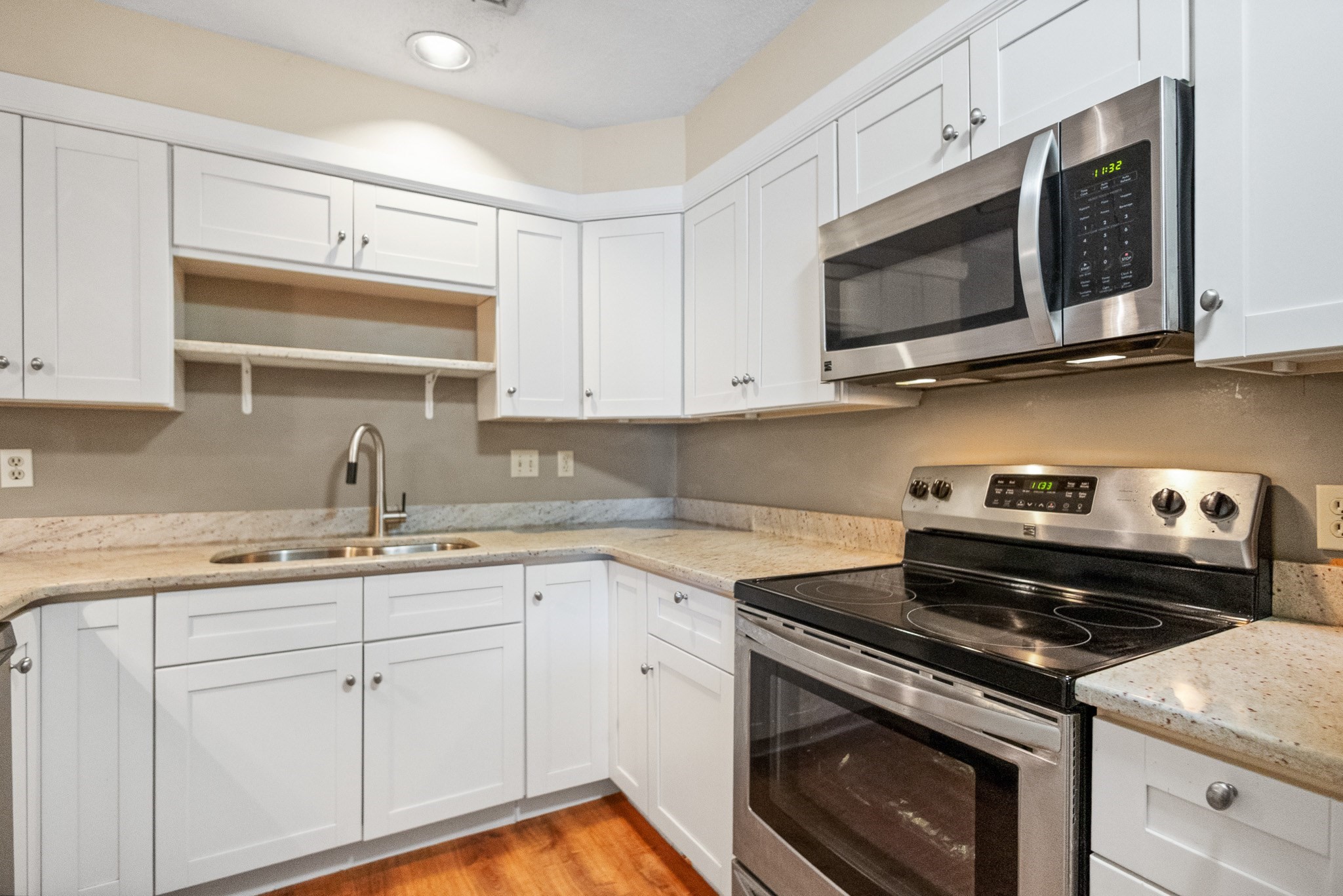 105 Hunters Run Place Unit 105, Haverhill, MA 01832 - Image 8