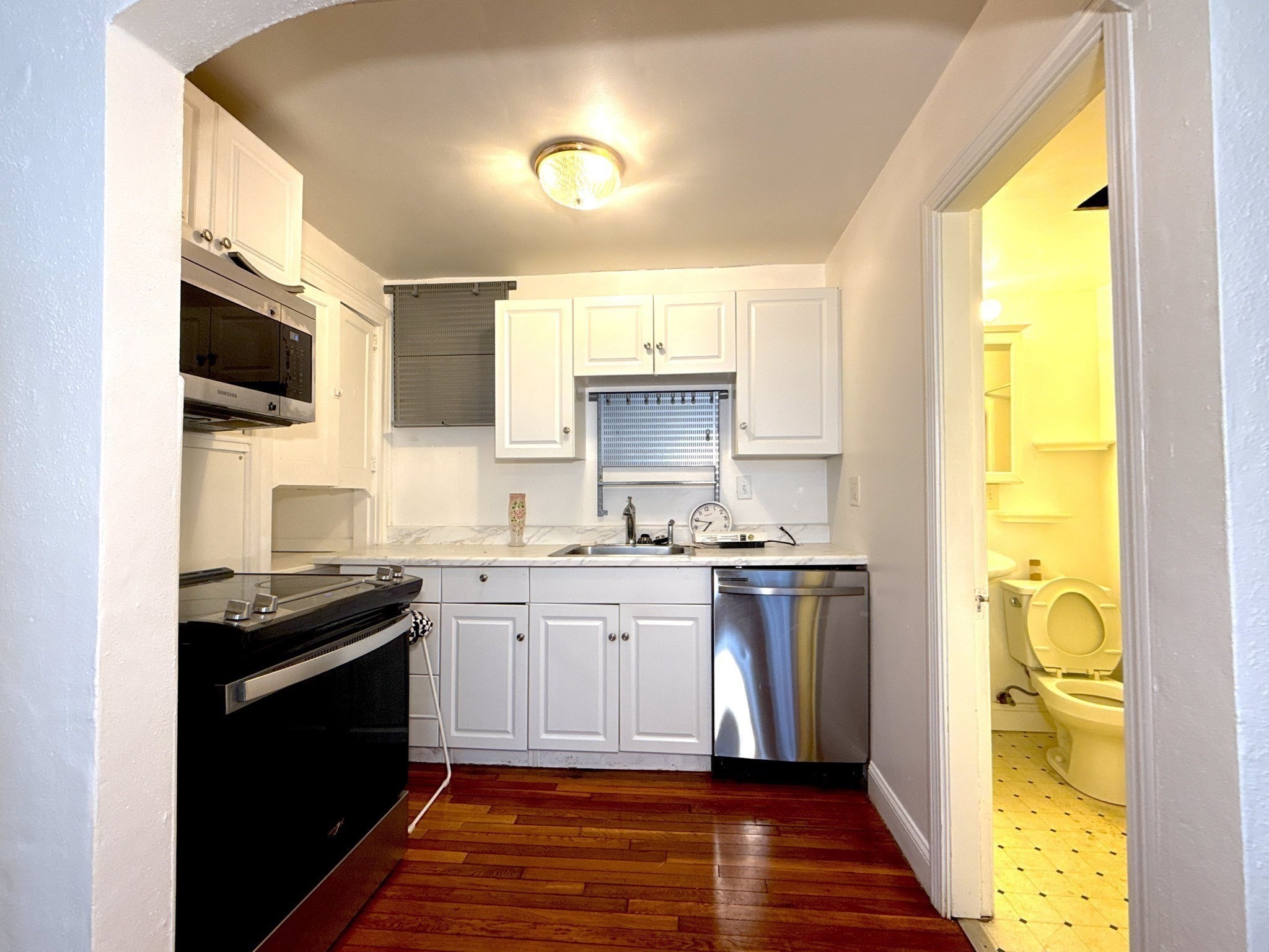 20 Claflin Rd Unit A, Brookline, MA 02445 - Image 3