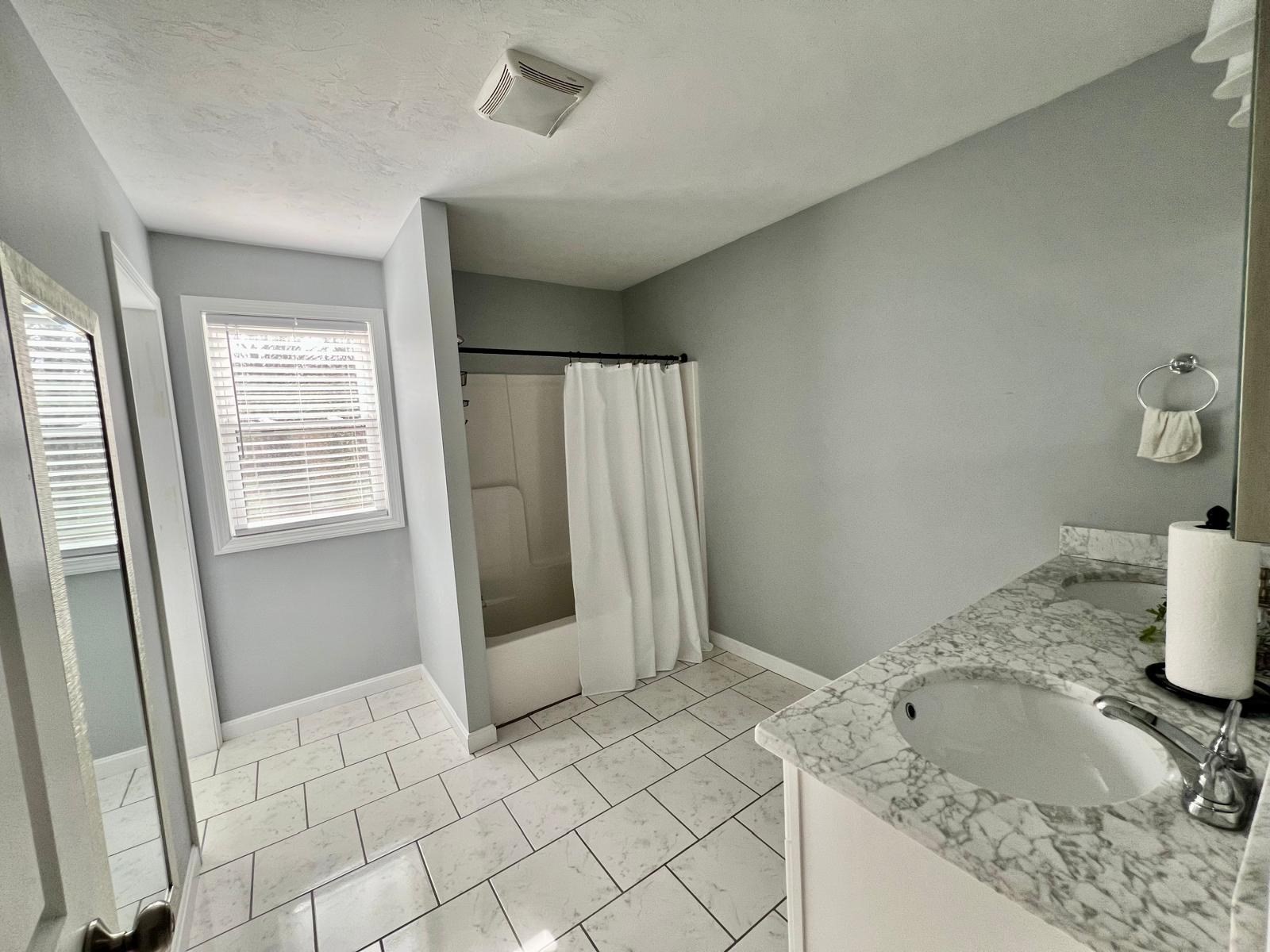 129 Quinapoxet Street, Holden, MA 01522 - Image 21