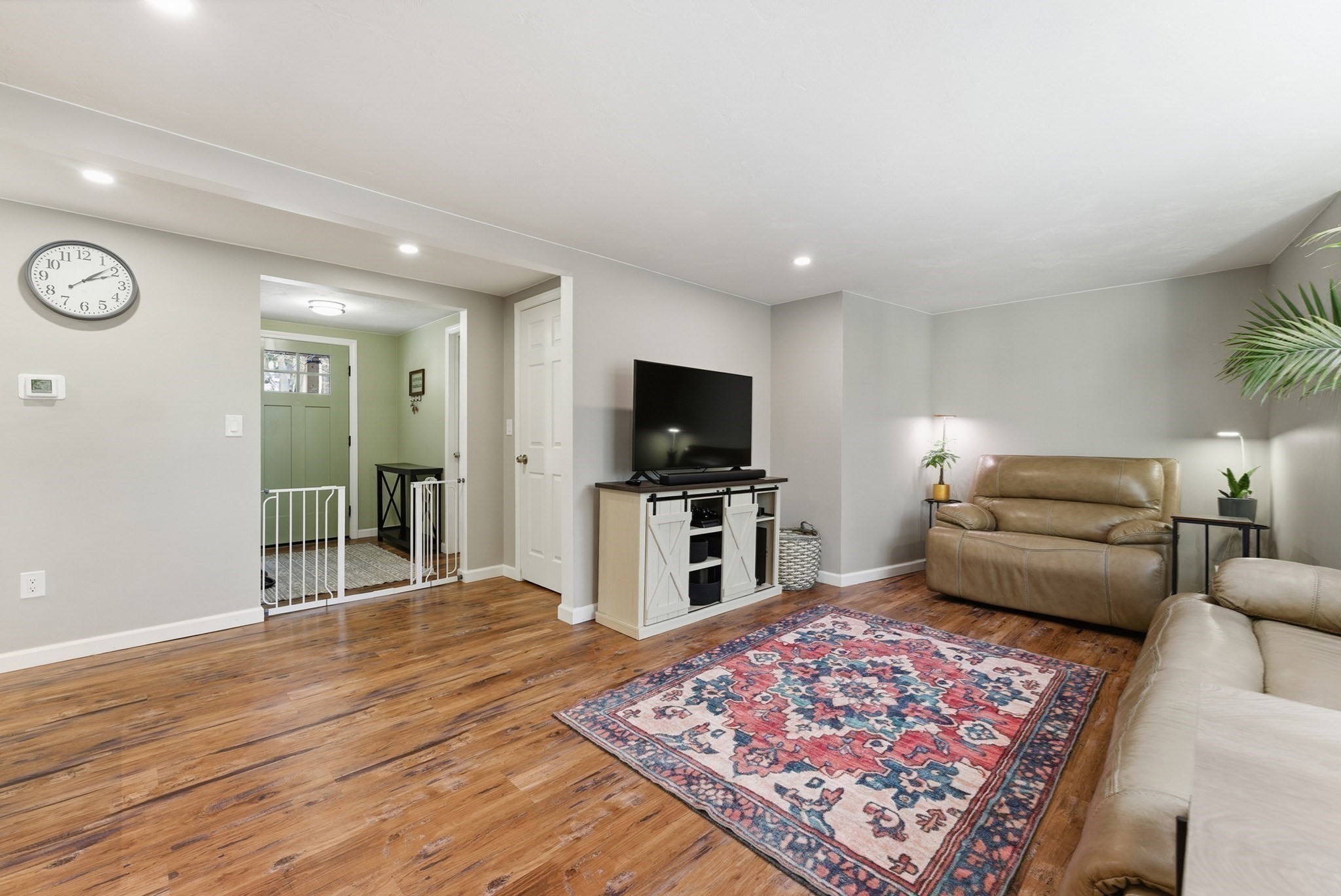 160 Cottage St, Athol, MA 01331 - Image 14