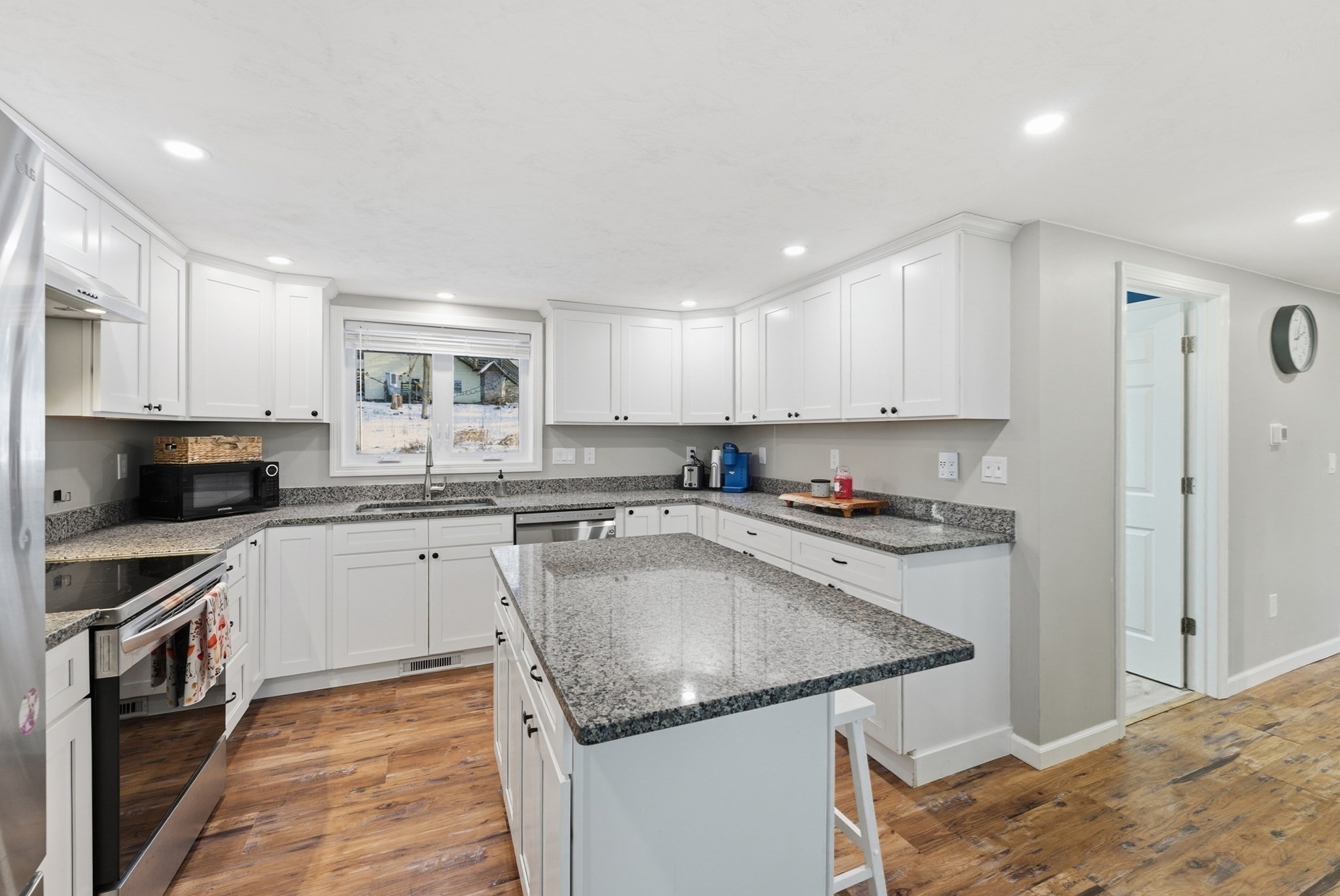 160 Cottage St, Athol, MA 01331 - Image 5