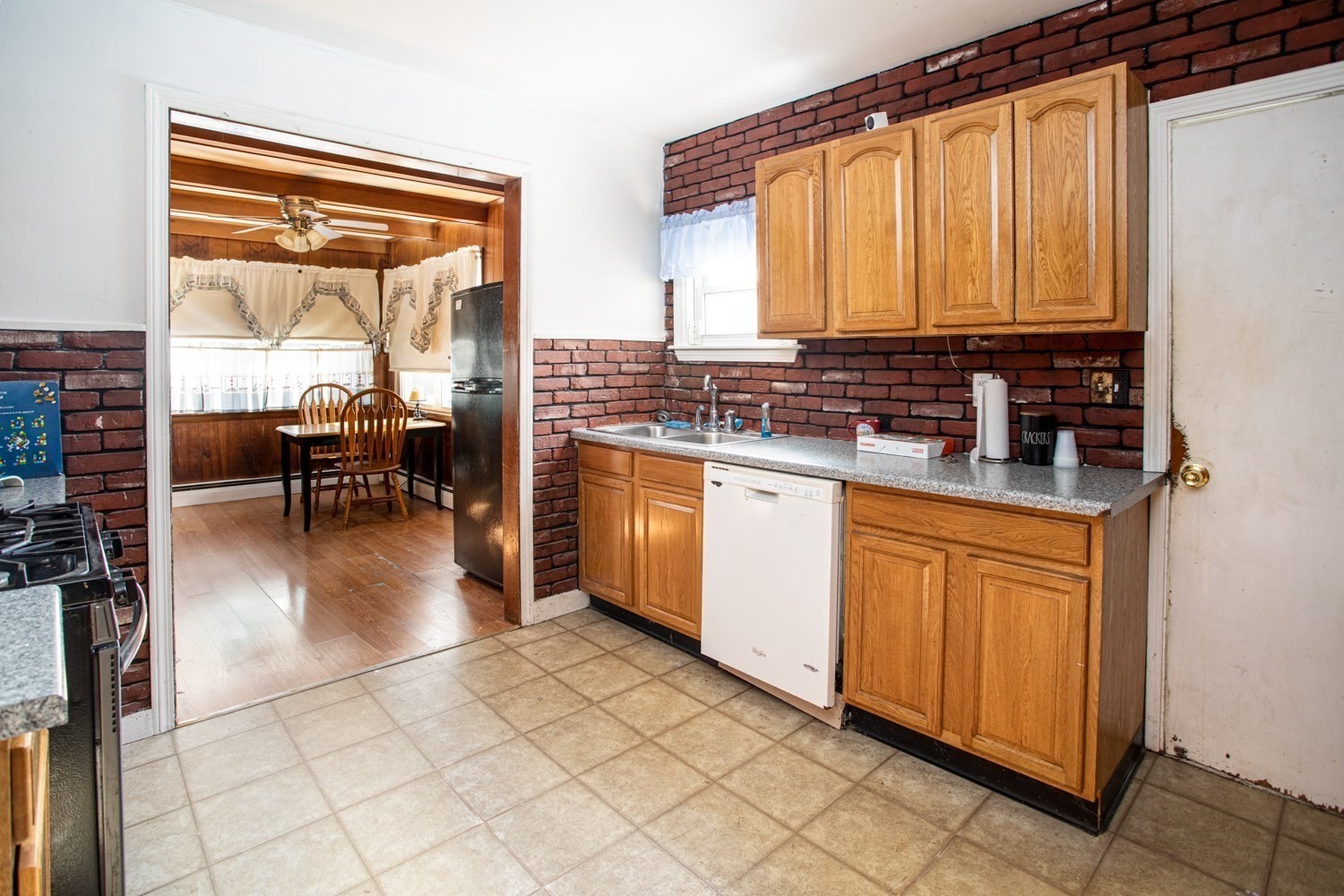 162 Wilbur Ave, Swansea, MA 02777 - Image 14