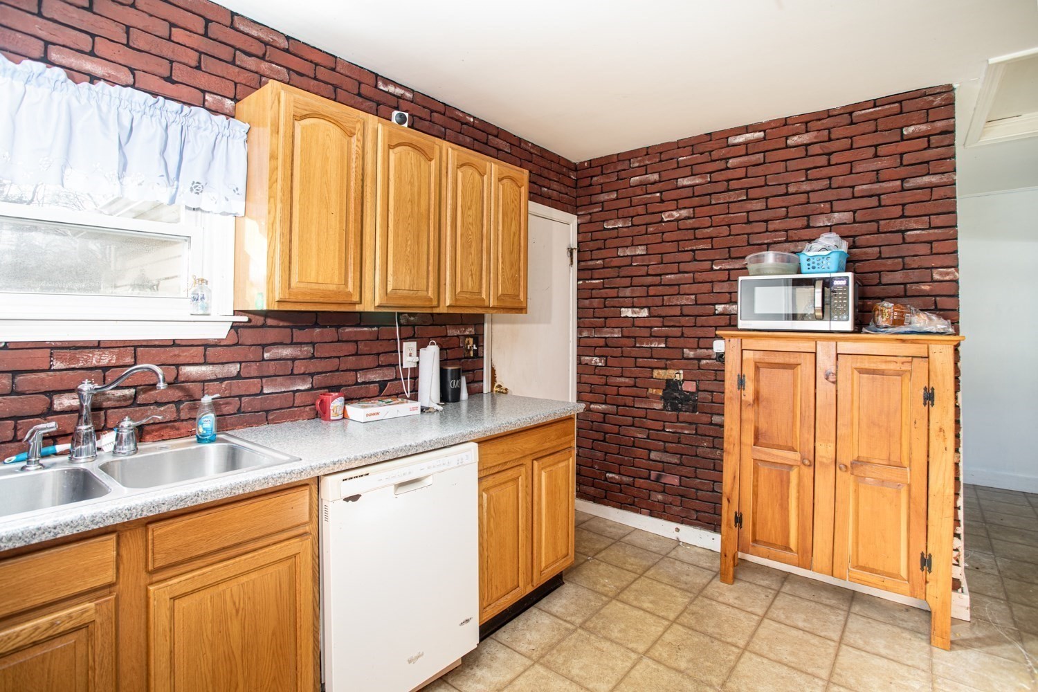 162 Wilbur Ave, Swansea, MA 02777 - Image 15