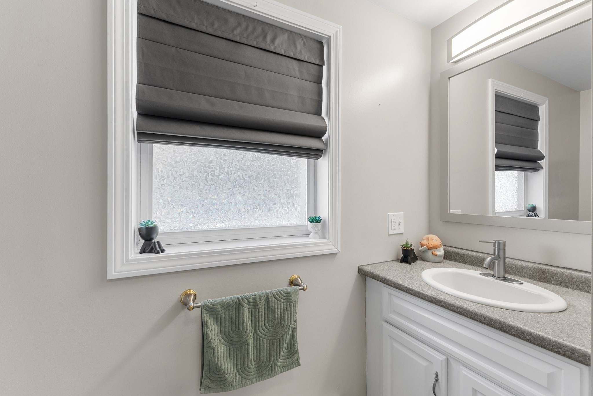 713 W Royalston Rd, Athol, MA 01331 - Image 15