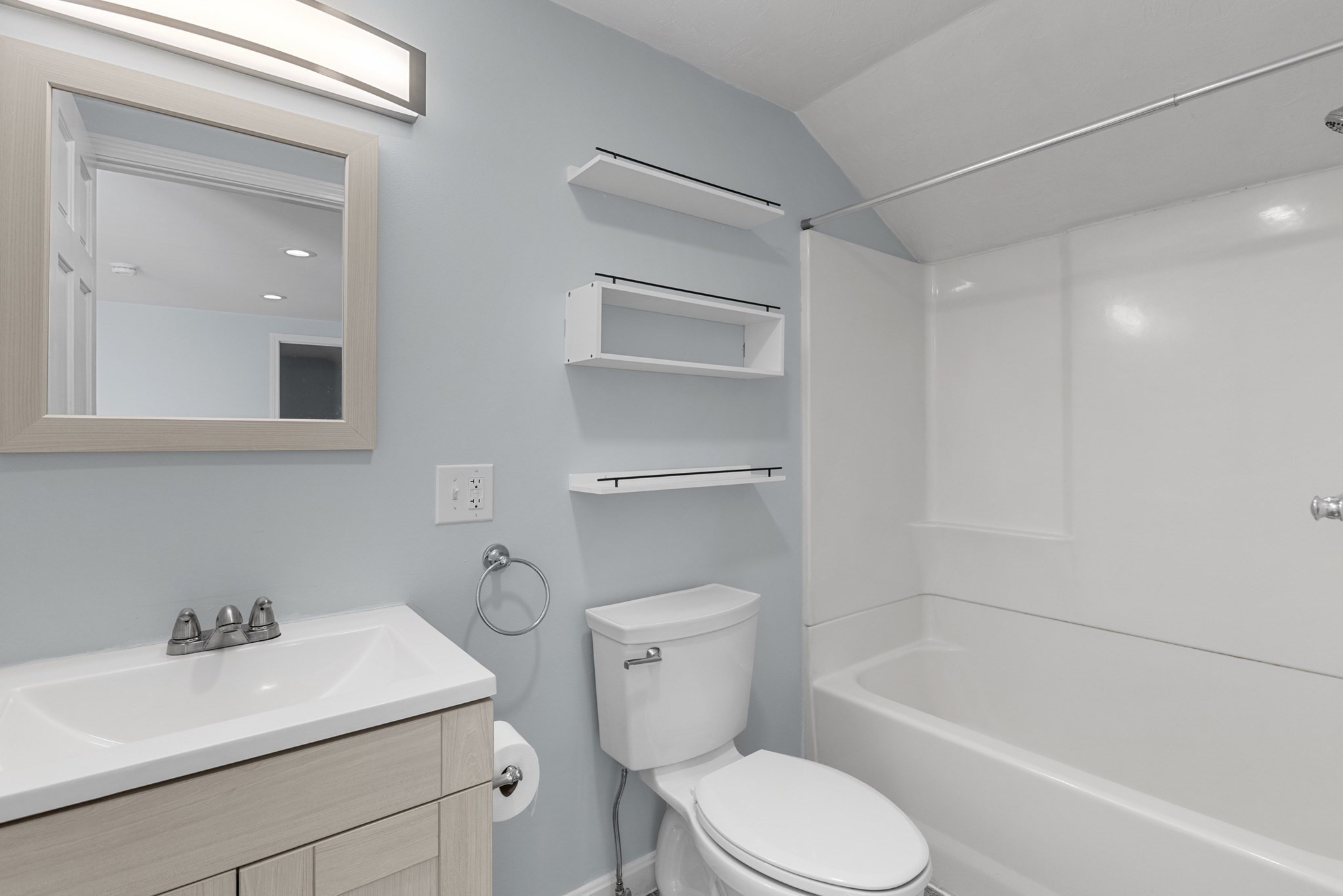 713 W Royalston Rd, Athol, MA 01331 - Image 30