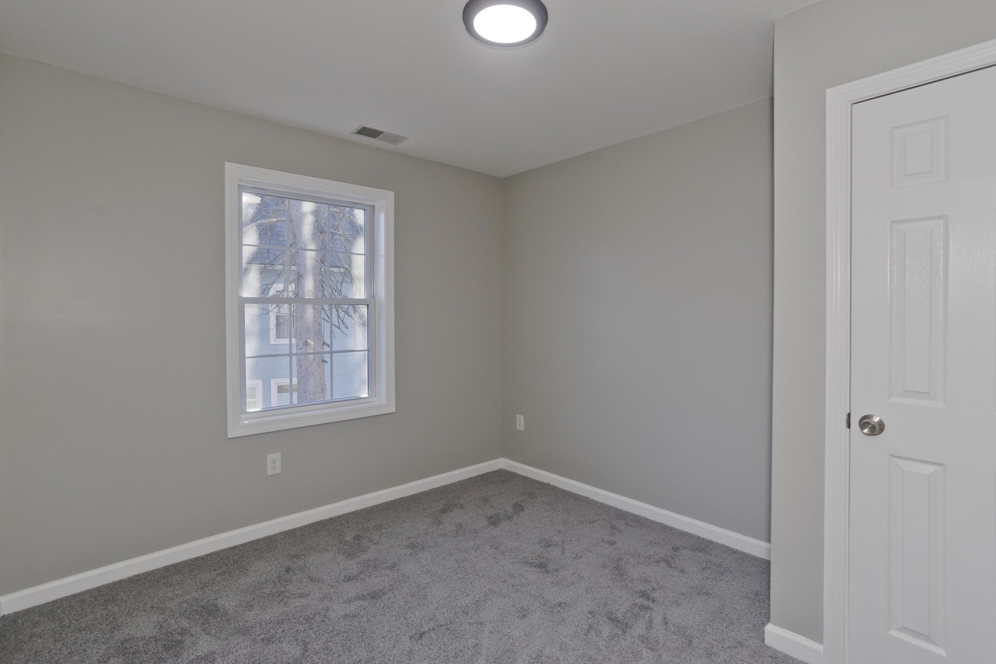 16 Cambridge St, Springfield, MA 01109 - Image 19