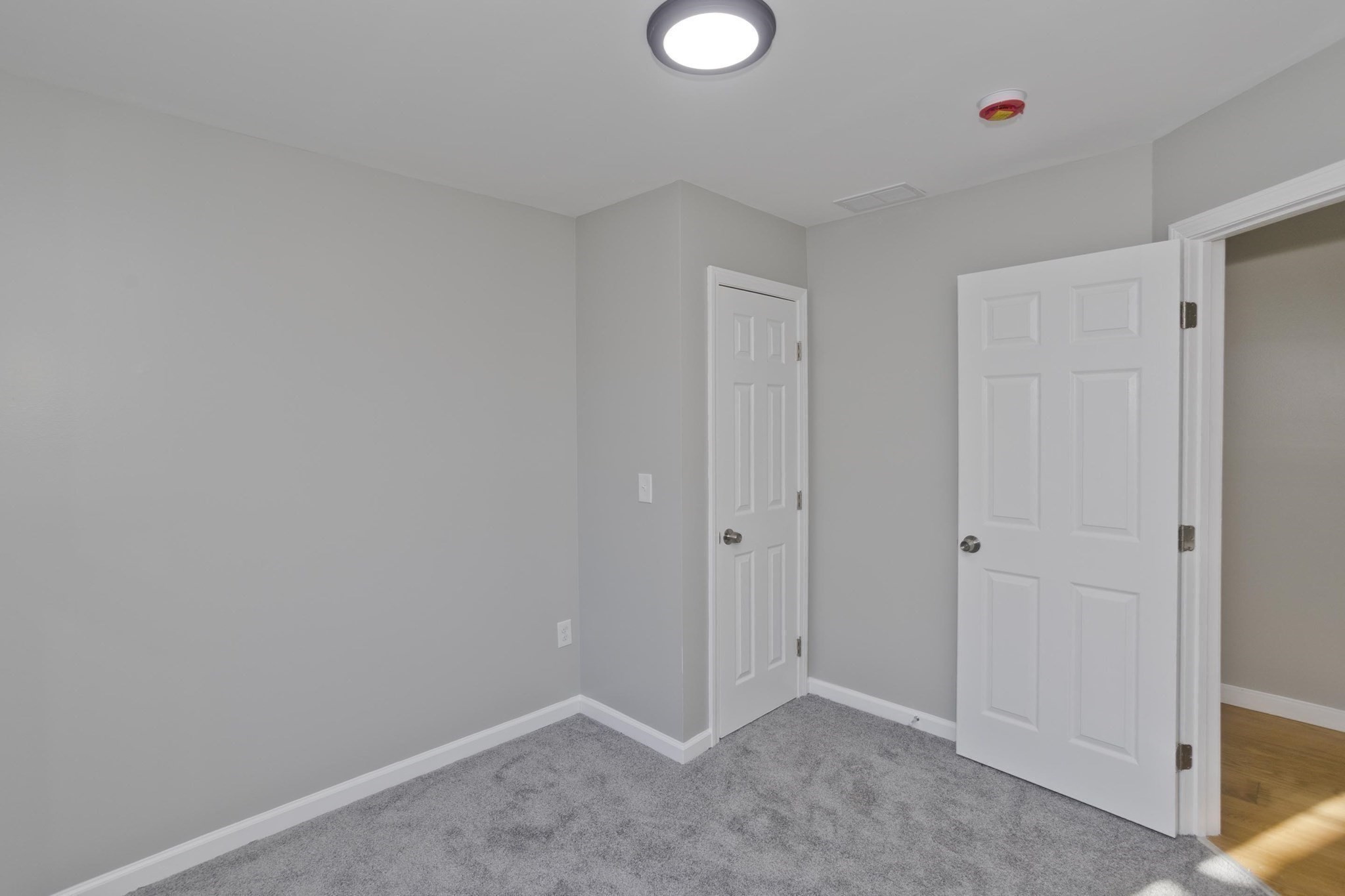 16 Cambridge St, Springfield, MA 01109 - Image 20