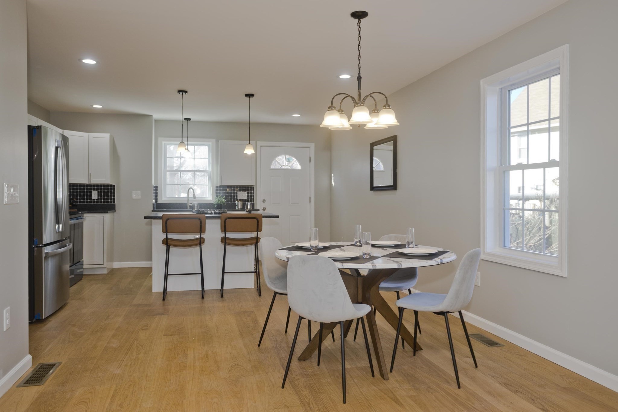 16 Cambridge St, Springfield, MA 01109 - Image 25