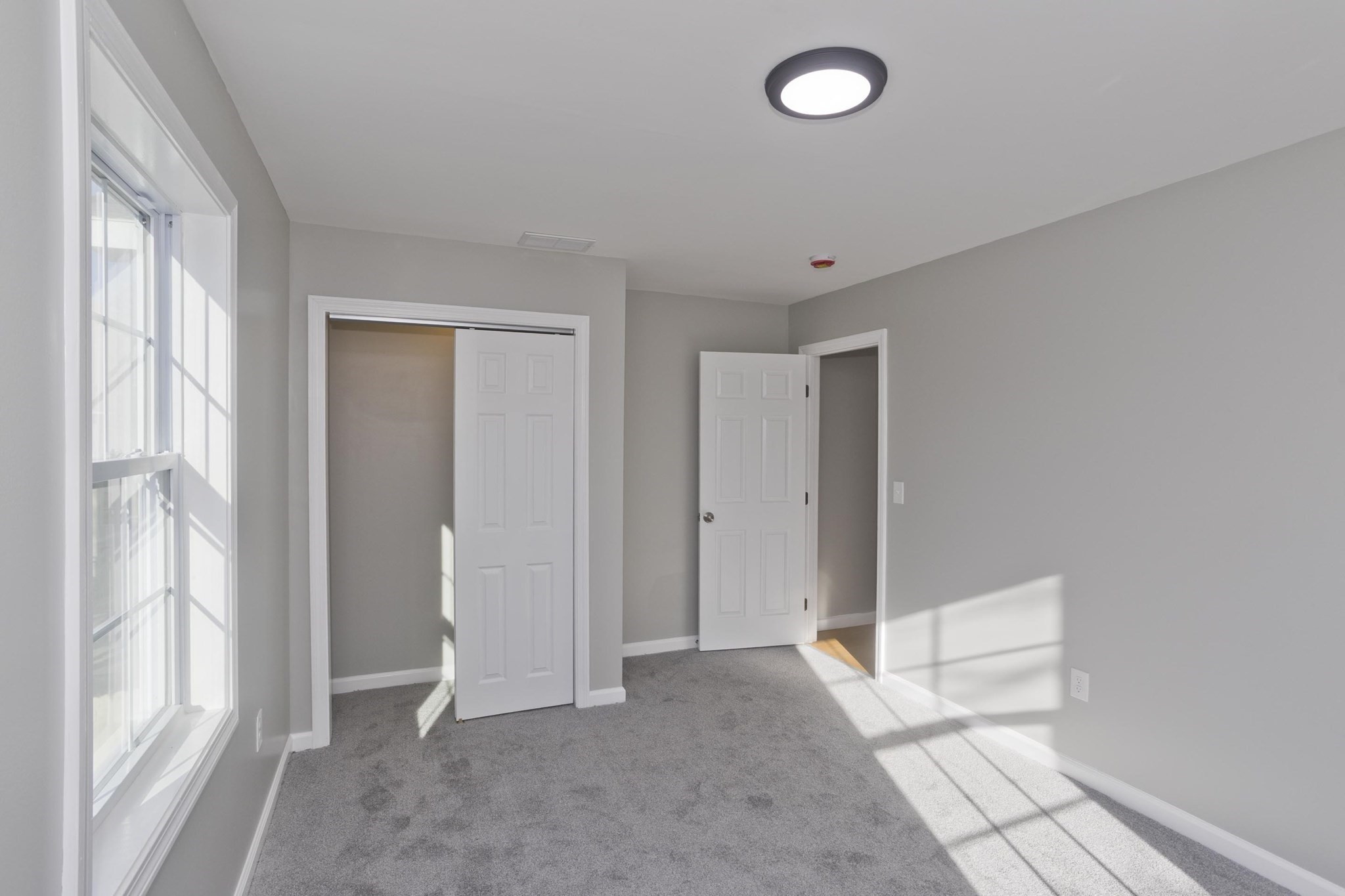 16 Cambridge St, Springfield, MA 01109 - Image 34