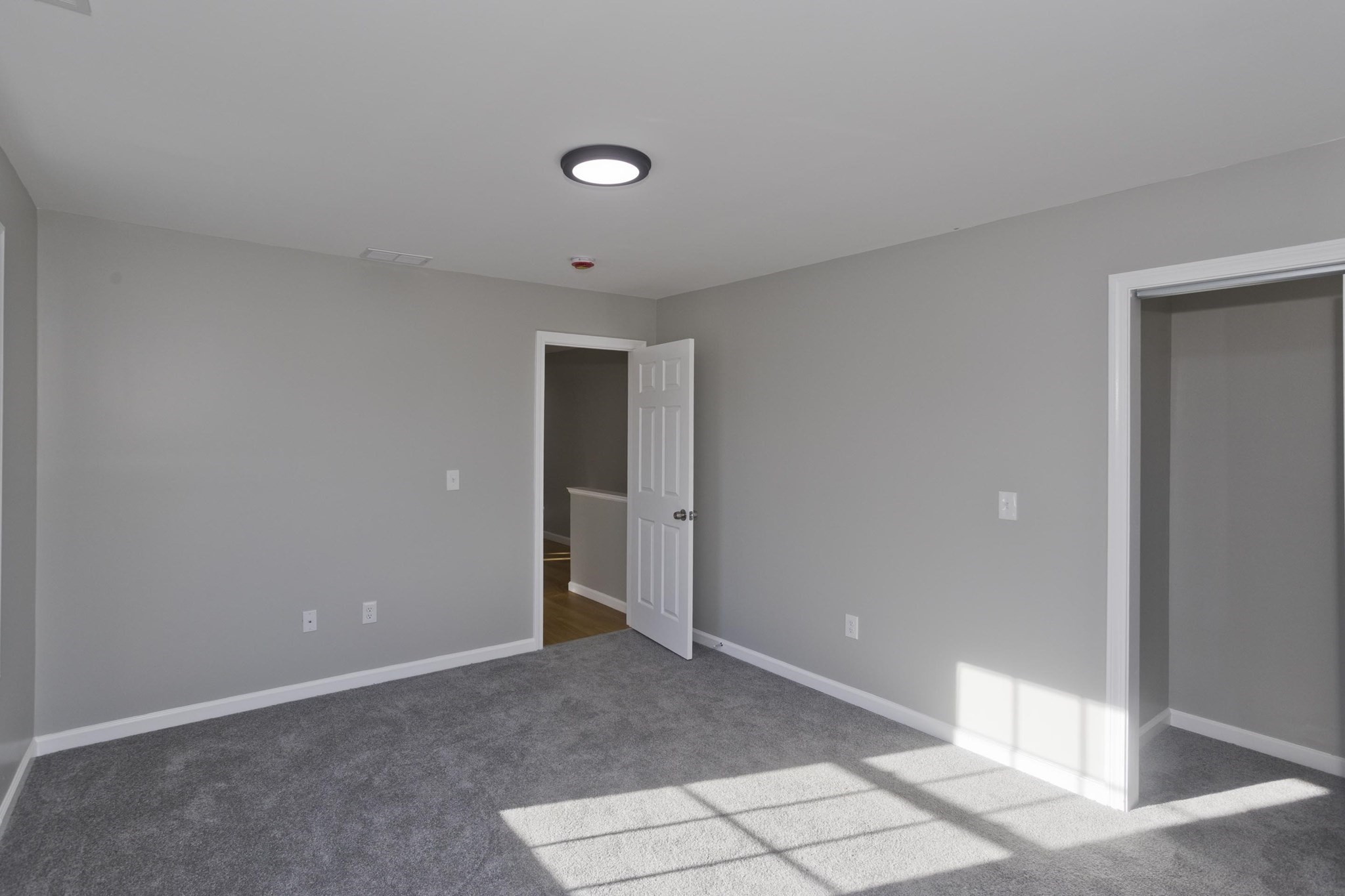 16 Cambridge St, Springfield, MA 01109 - Image 38