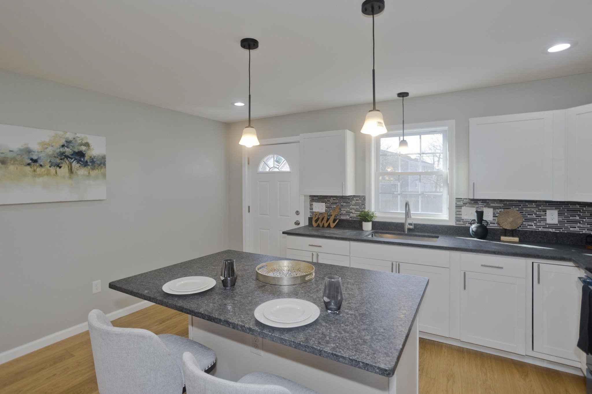 16 Cambridge St, Springfield, MA 01109 - Image 7