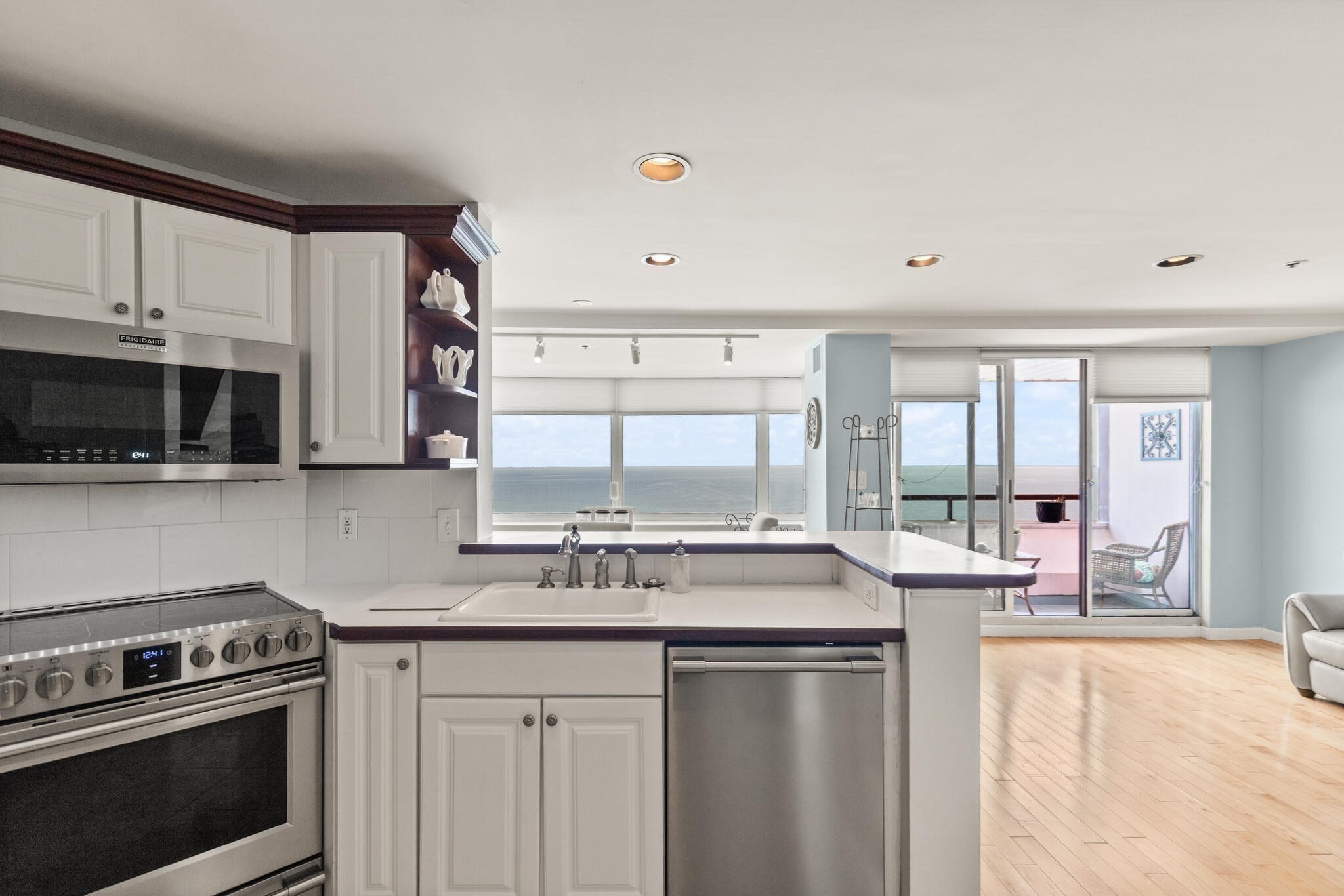 350 Revere Beach Unit P2-13I, Revere, MA 02151 - Image 16