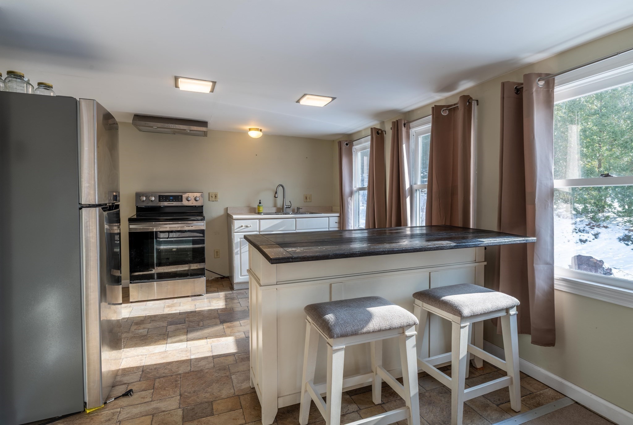 63 James St, Greenfield, MA 01301 - Image 21