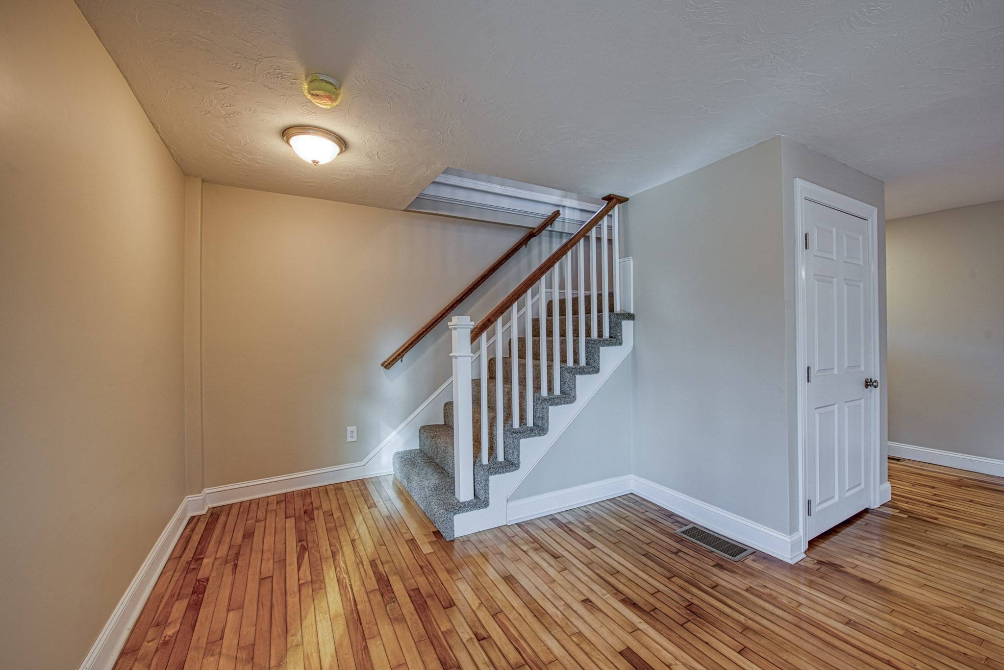 1384 Cohannet Street, Taunton, MA 02780 - Image 14