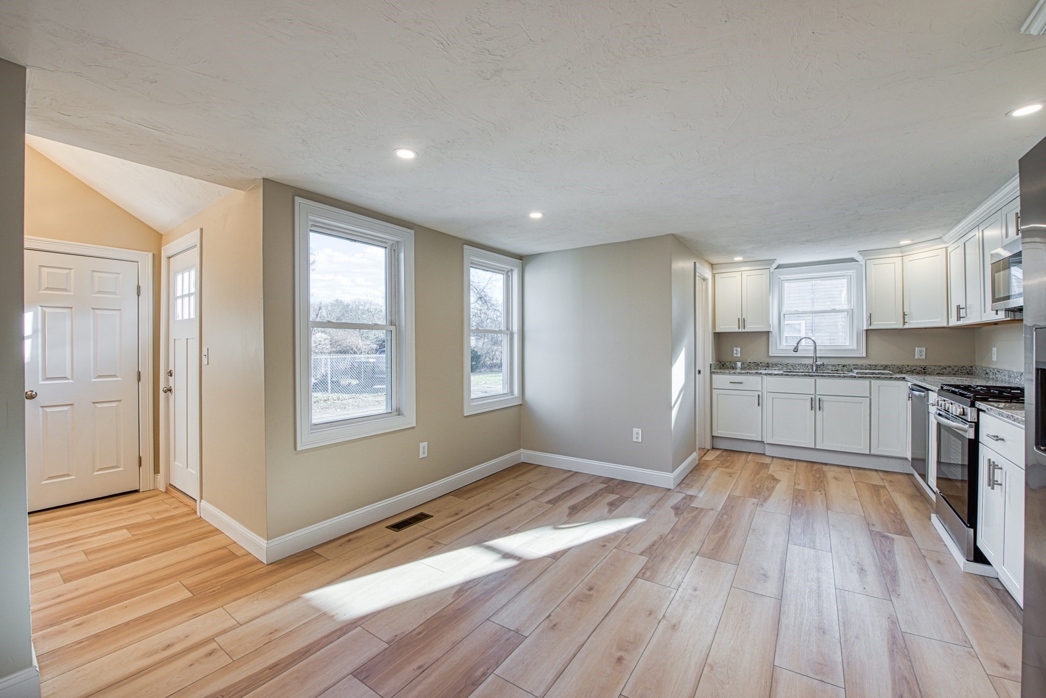 1384 Cohannet Street, Taunton, MA 02780 - Image 9