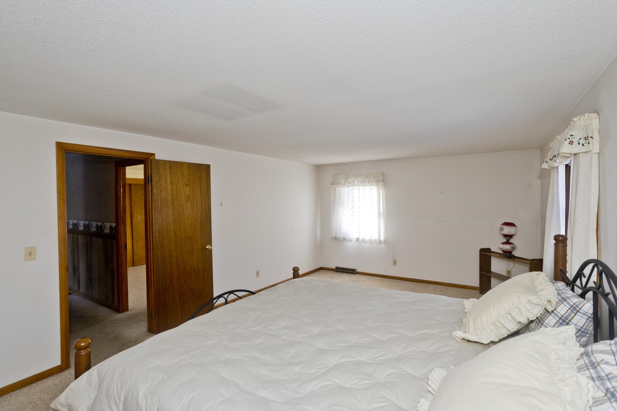 180 Fletcher Circle, Chicopee, MA 01020 - Image 19