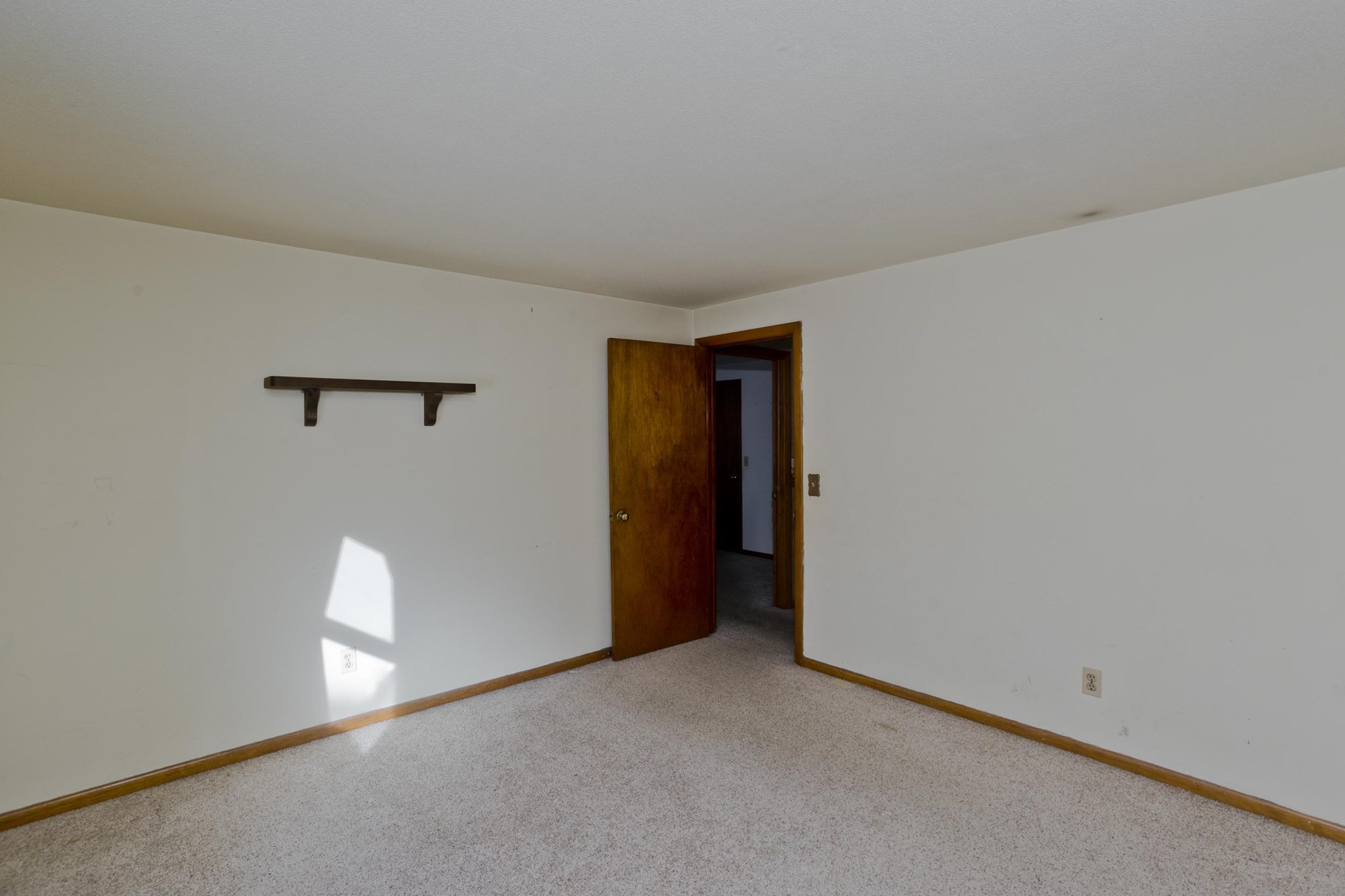 180 Fletcher Circle, Chicopee, MA 01020 - Image 27