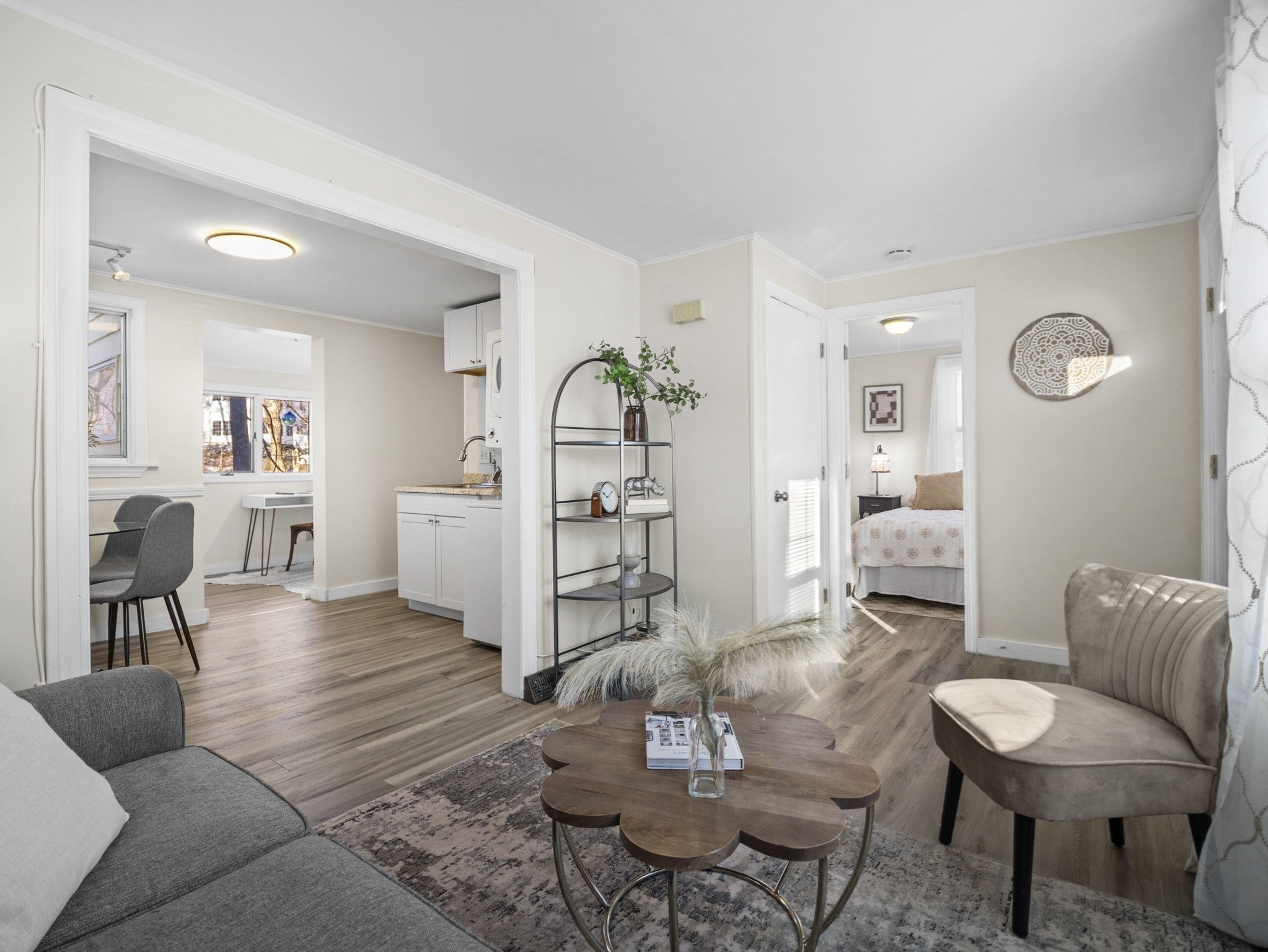 447 Stevens St, North Andover, MA 01845 - Image 4