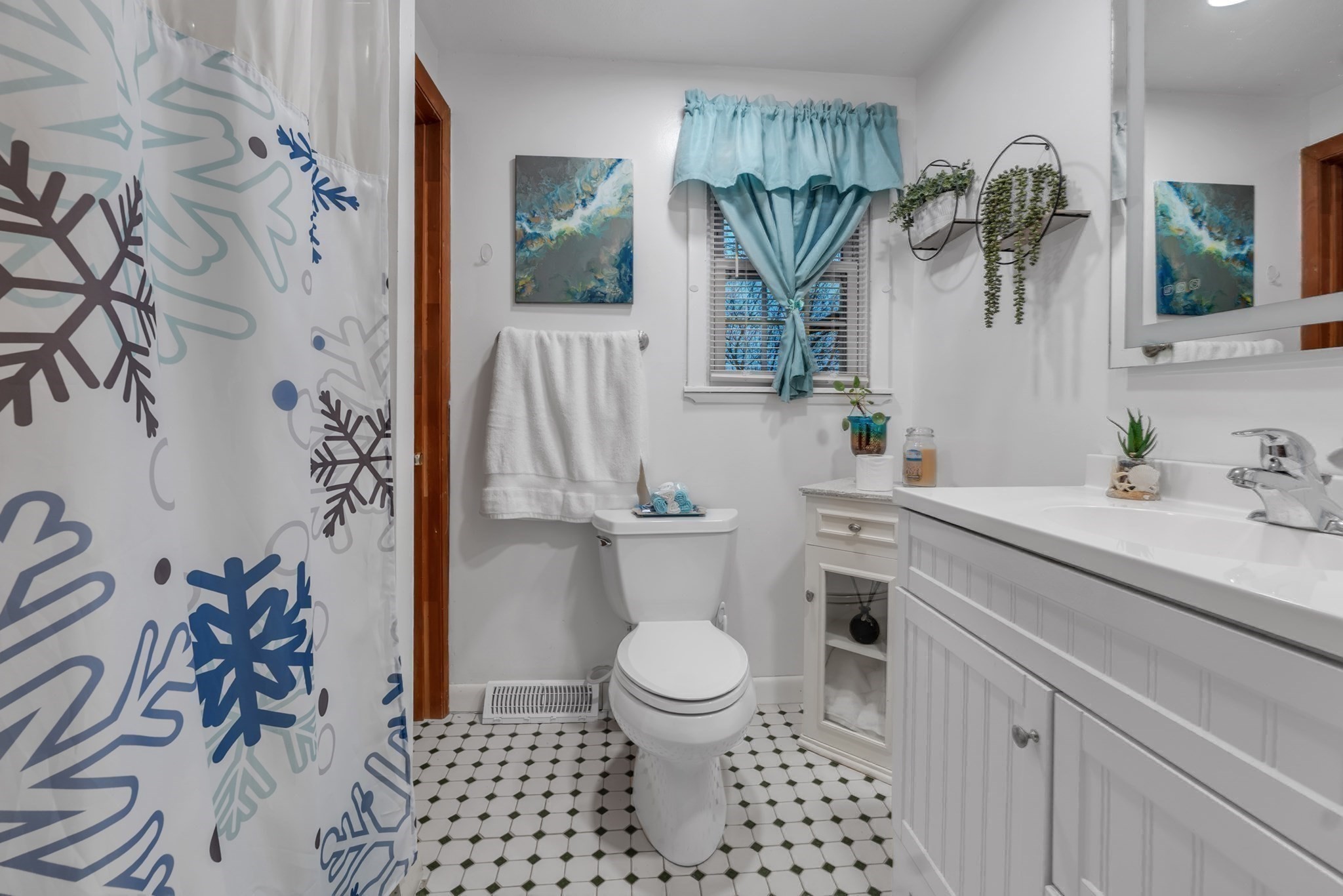 17 Middlesex Ave, Worcester, MA 01604 - Image 11