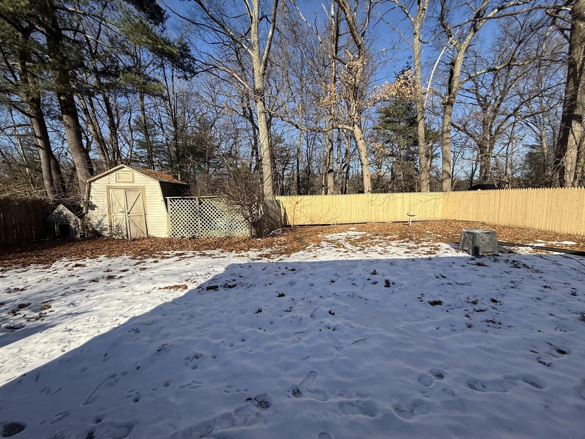 18 Lawton St, Springfield, MA 01109 - Image 11