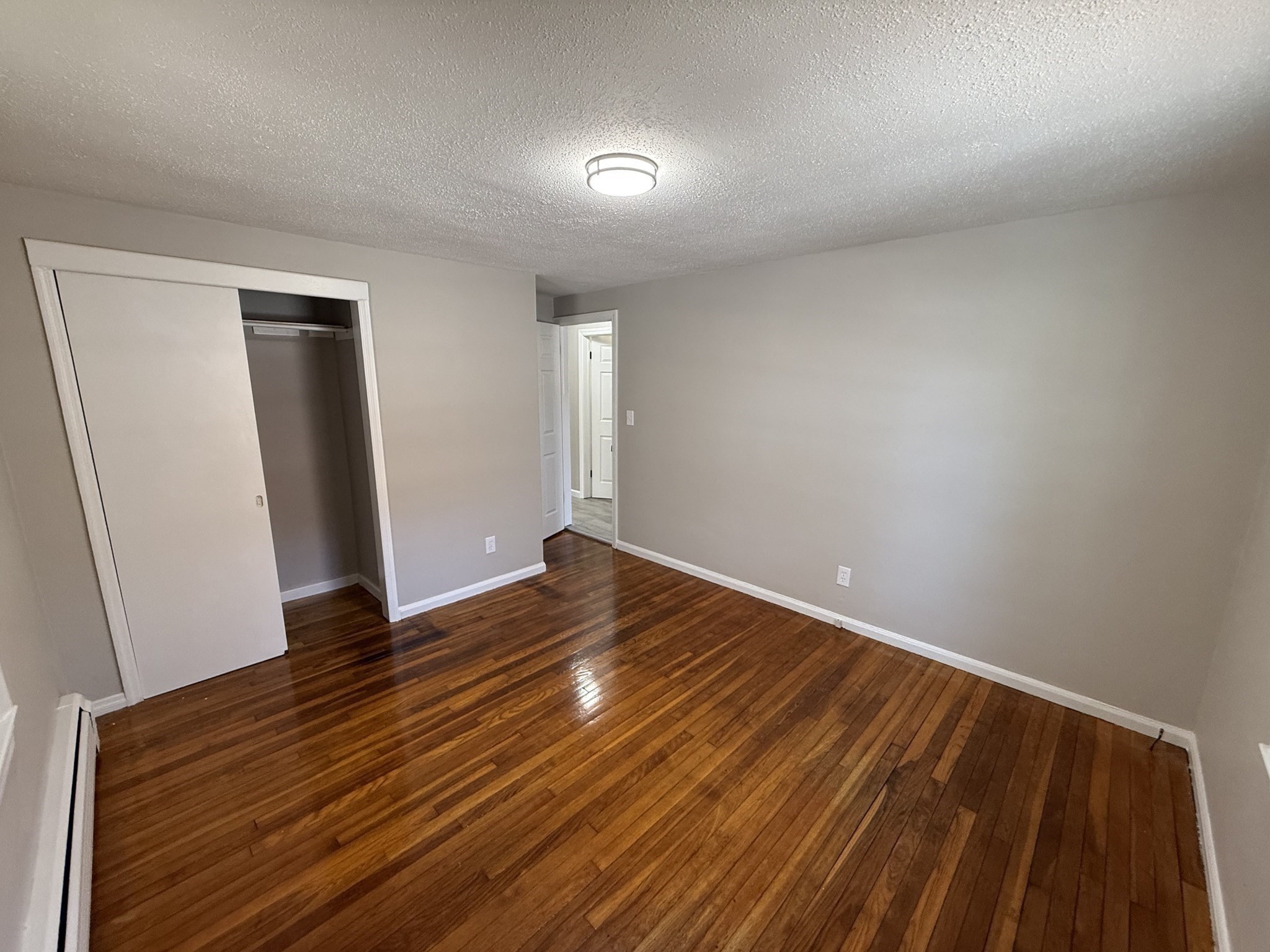 18 Lawton St, Springfield, MA 01109 - Image 8