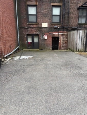 83 Marlborough St, Apt Pkg