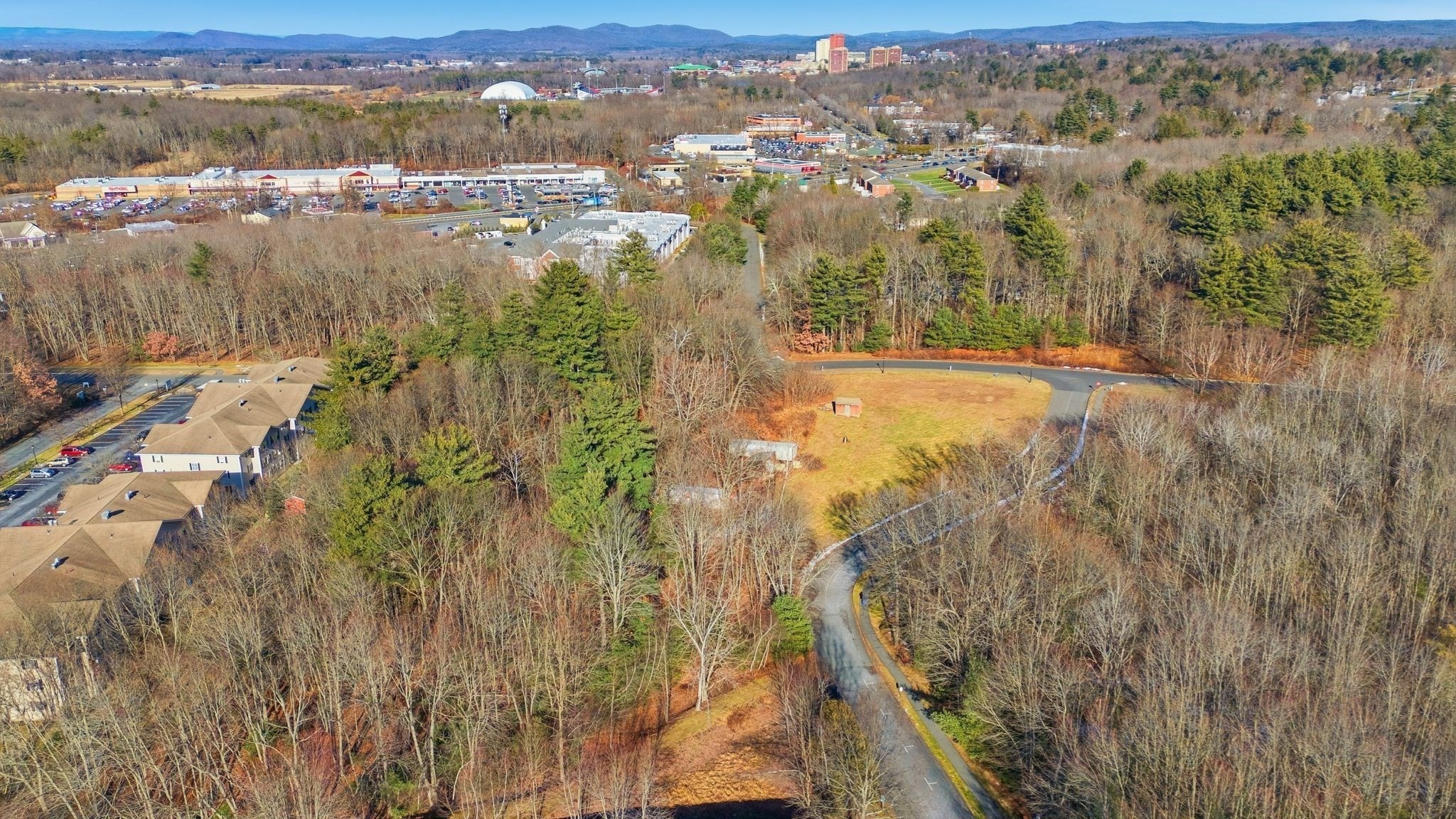 30 Greenleaves Dr, Amherst, MA 01002 - Image 9