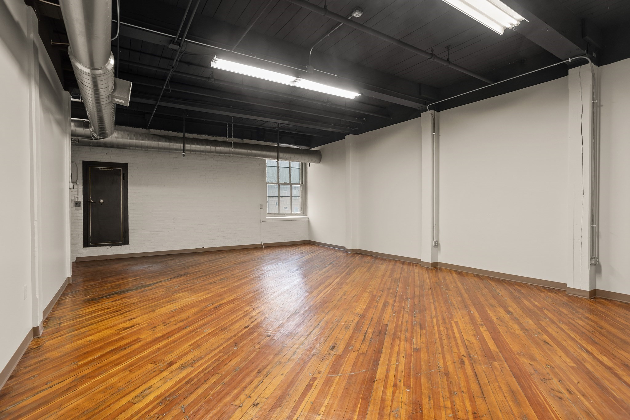 435 Lancaster St Unit 223, Leominster, MA 01453 - Image 1