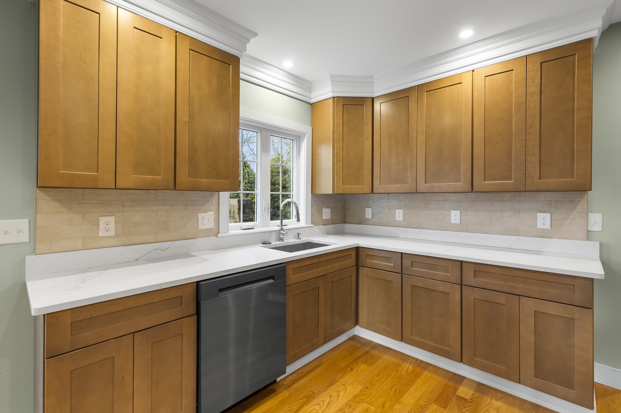 32 Tripp Ave, Brockton, MA 02301 - Image 13