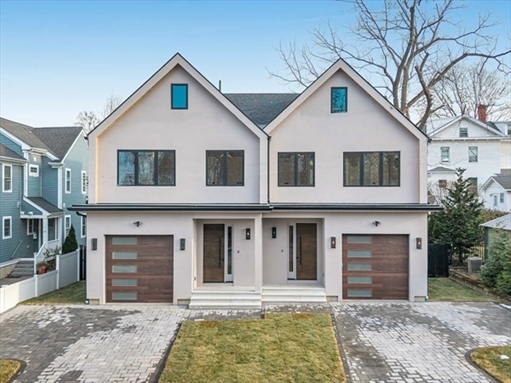 123-125 Waban St, Apt 123