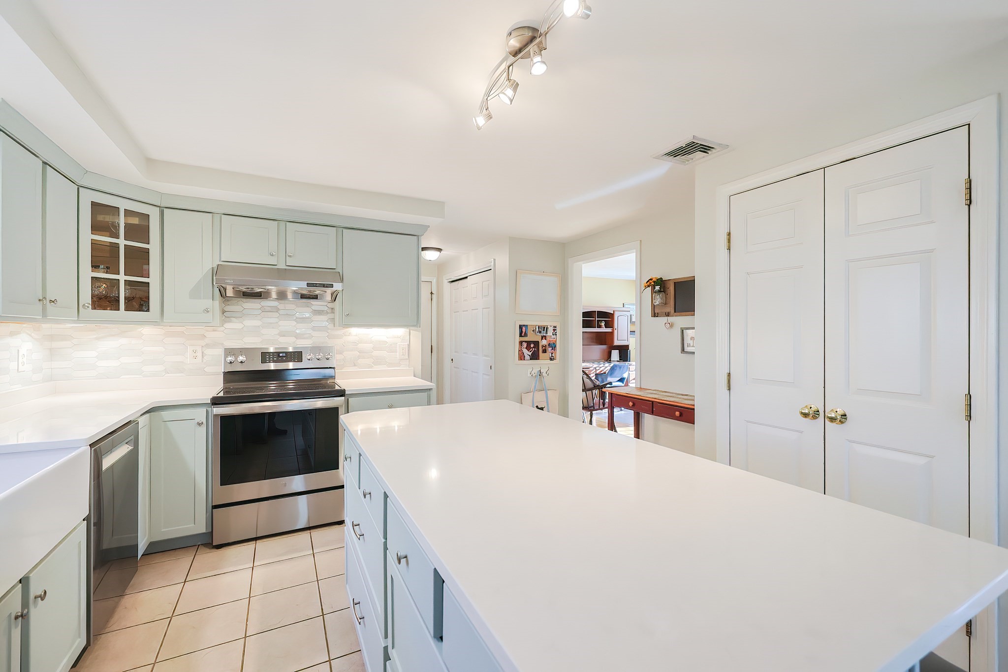 25 Dunny Cove Lane, Uxbridge, MA 01569 - Image 18