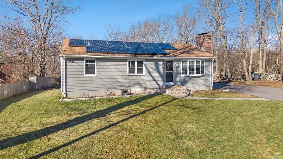 63 Hebb St, Somerset, MA 02725 - Image 3