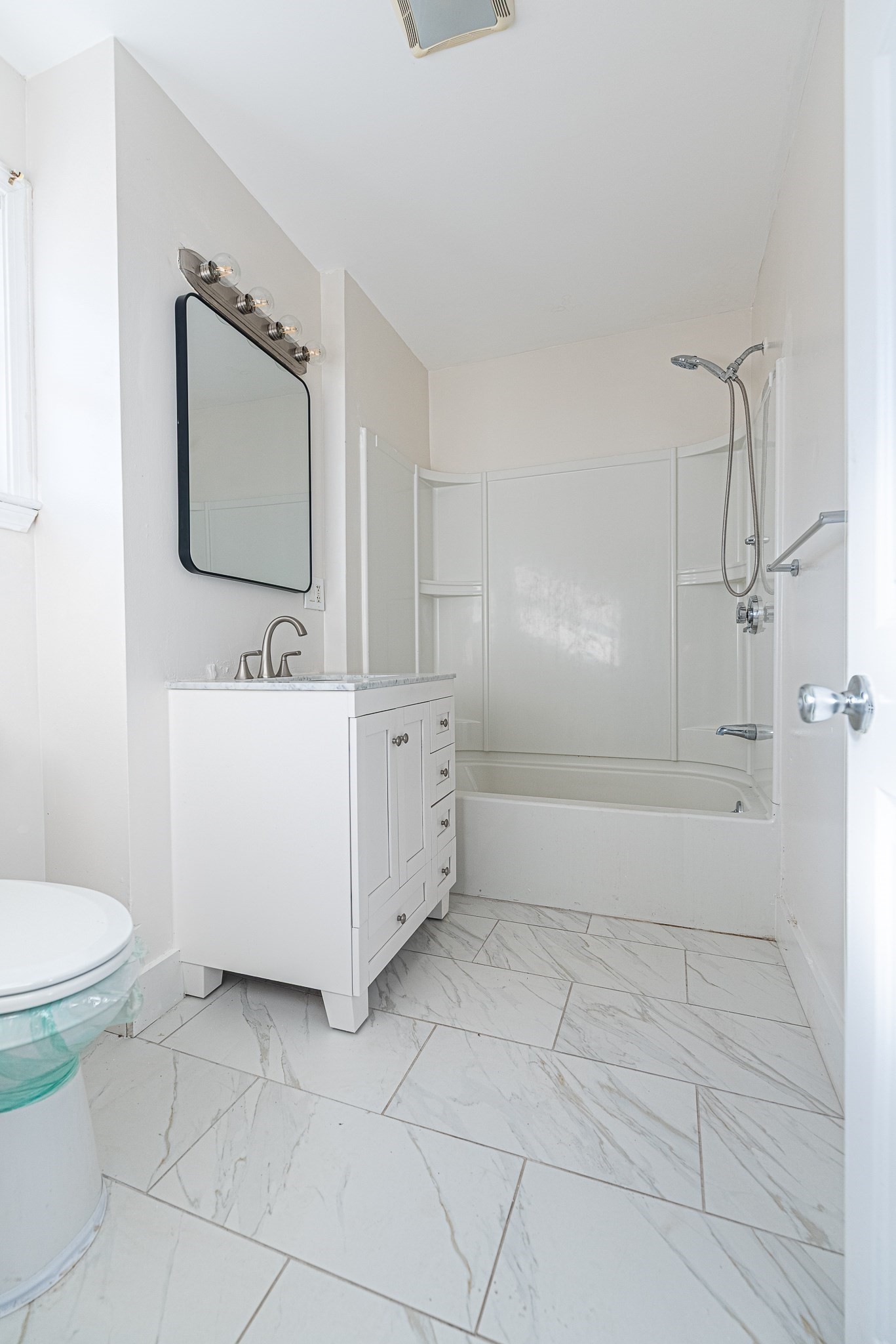 64 Hazard St, New Bedford, MA 02740 - Image 17