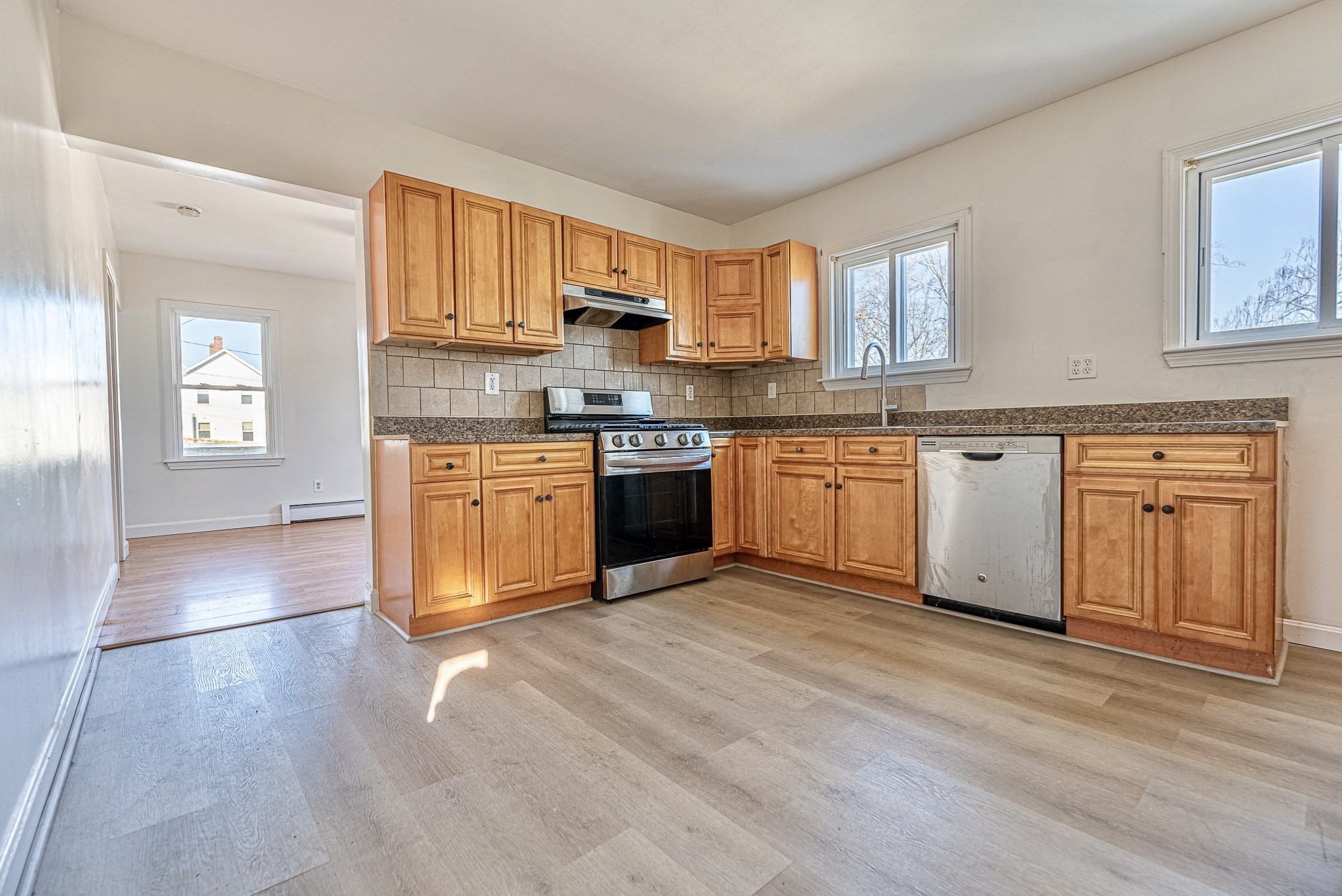 64 Hazard St, New Bedford, MA 02740 - Image 8