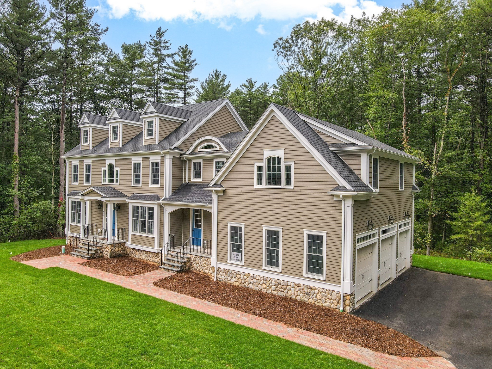 262 Meadowbrook Rd, Dedham, MA 02026 - Image 2