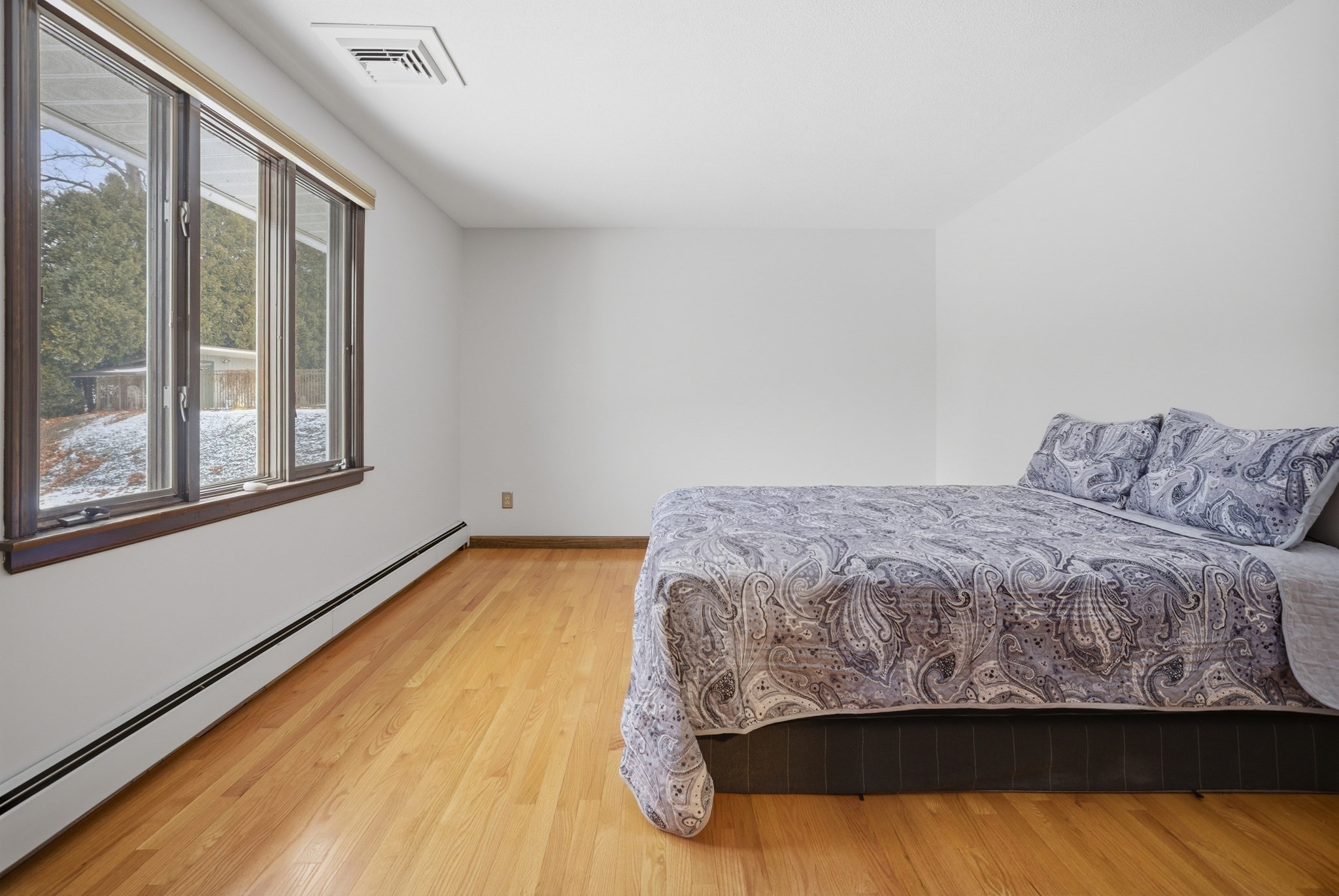 63 Helene St, Ludlow, MA 01056 - Image 20