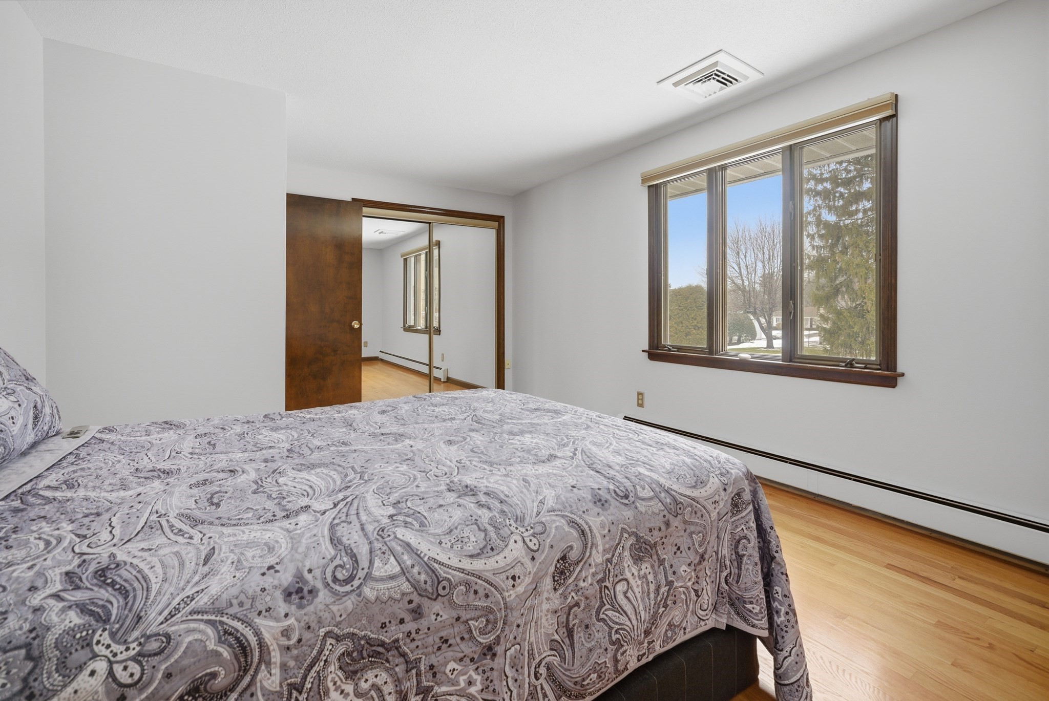 63 Helene St, Ludlow, MA 01056 - Image 23