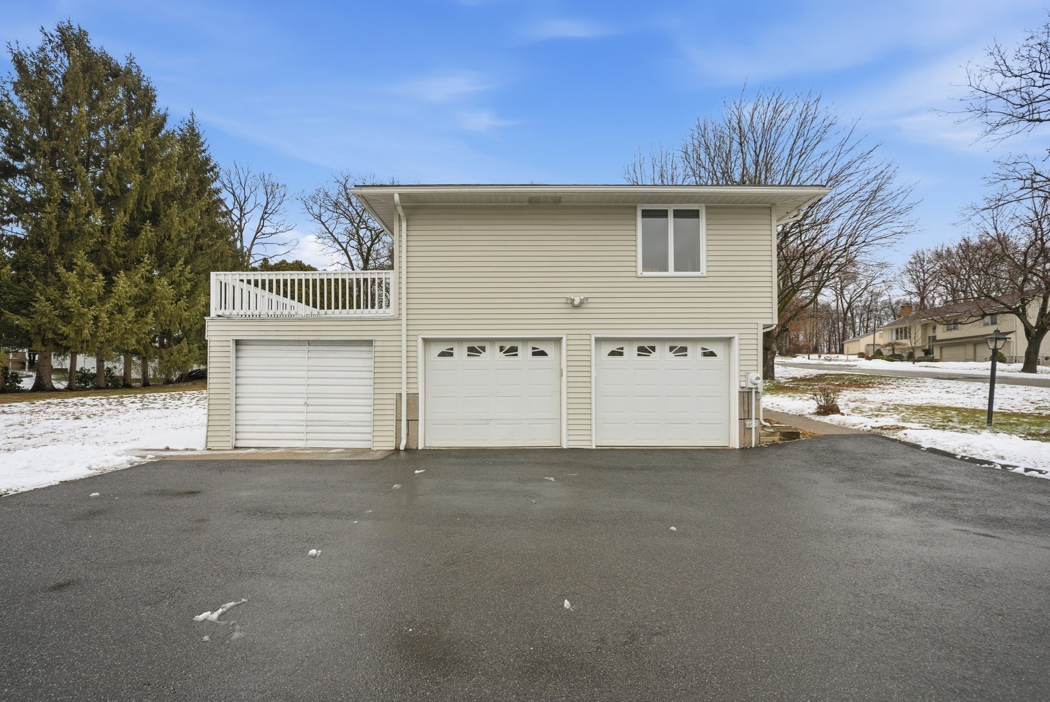 63 Helene St, Ludlow, MA 01056 - Image 33
