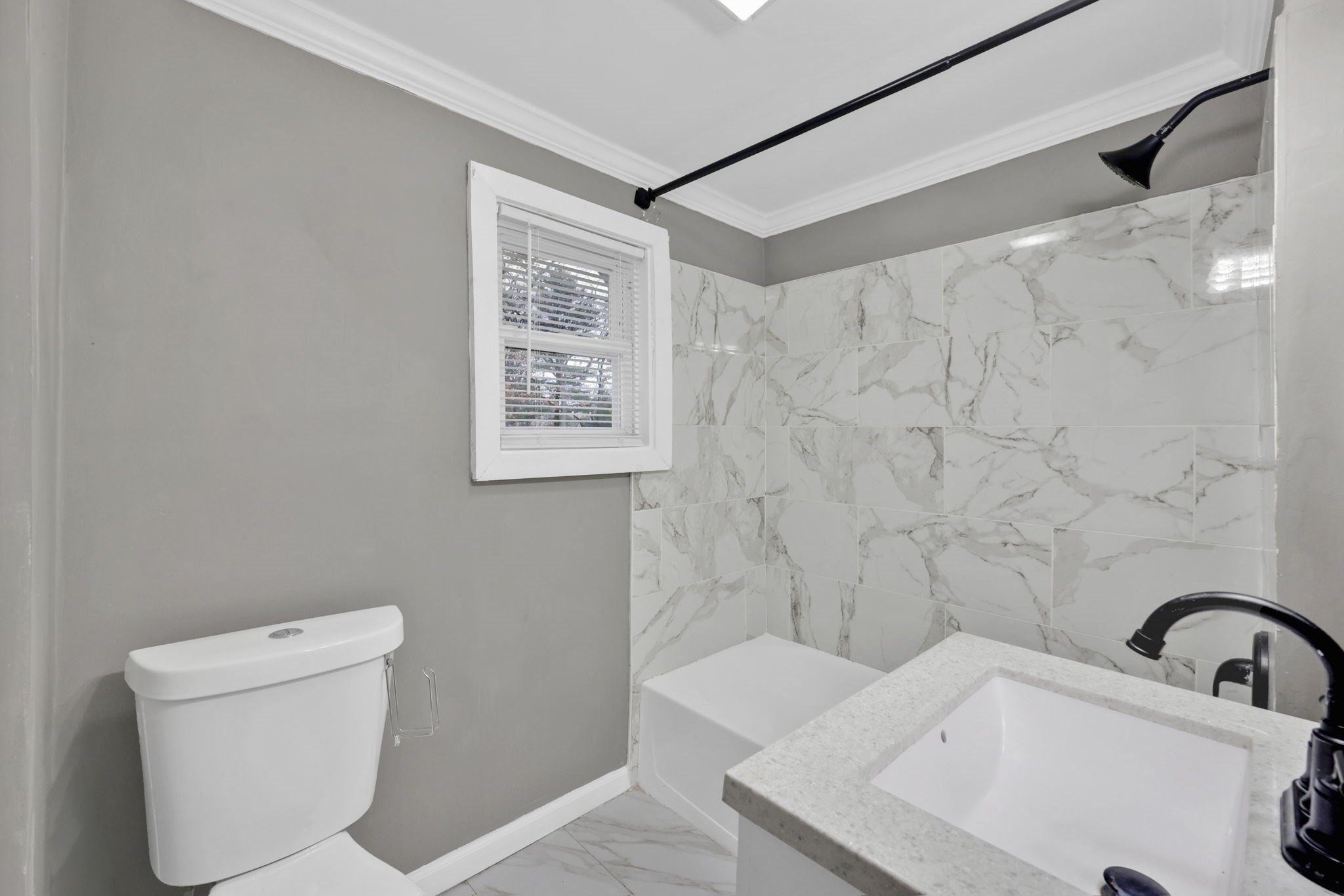 36 Emily St, Springfield, MA 01109 - Image 13