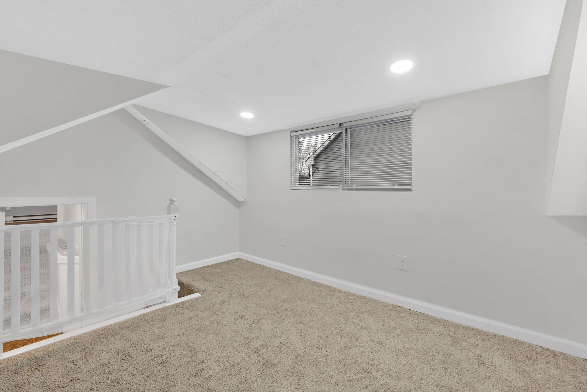 36 Emily St, Springfield, MA 01109 - Image 20