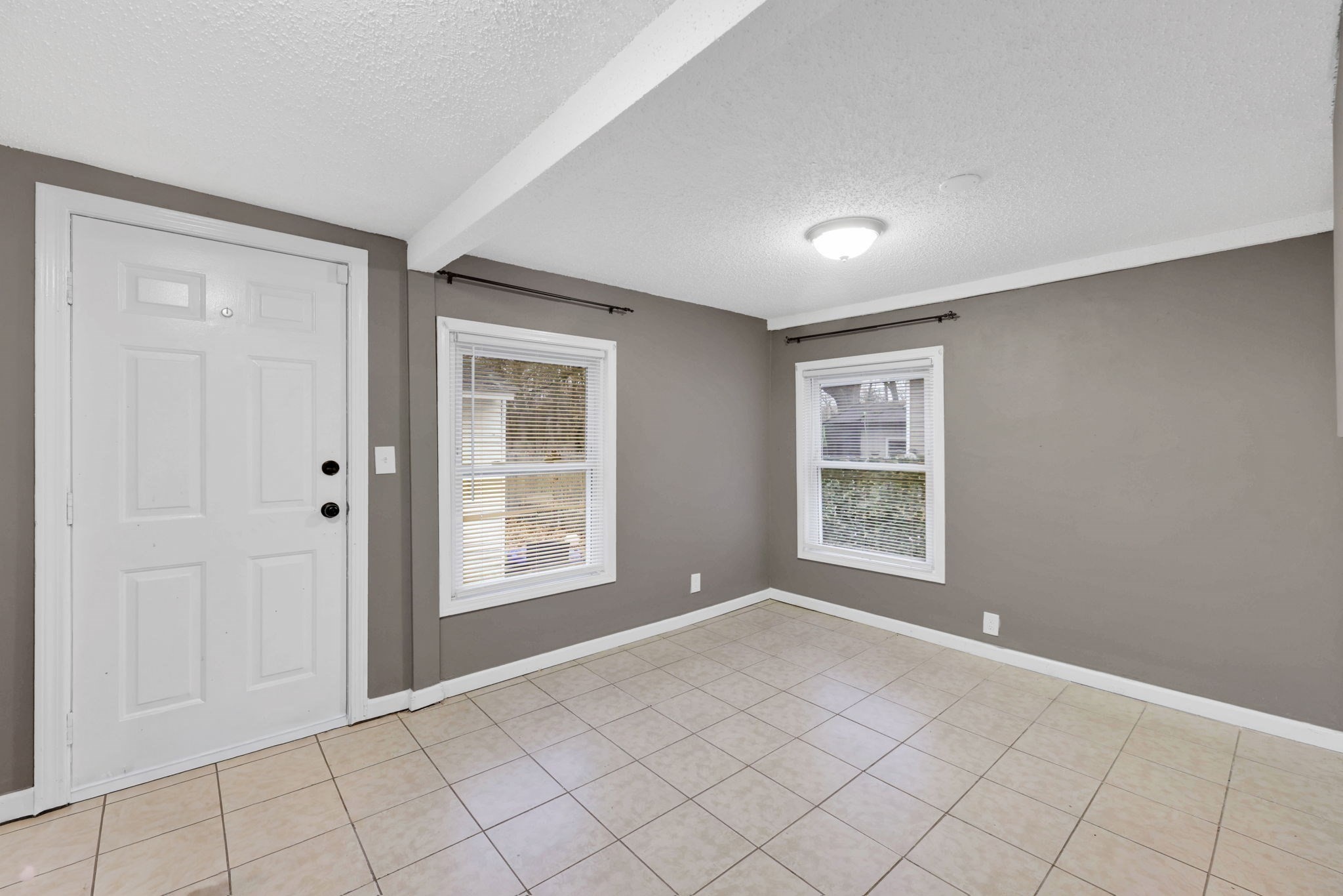 36 Emily St, Springfield, MA 01109 - Image 21