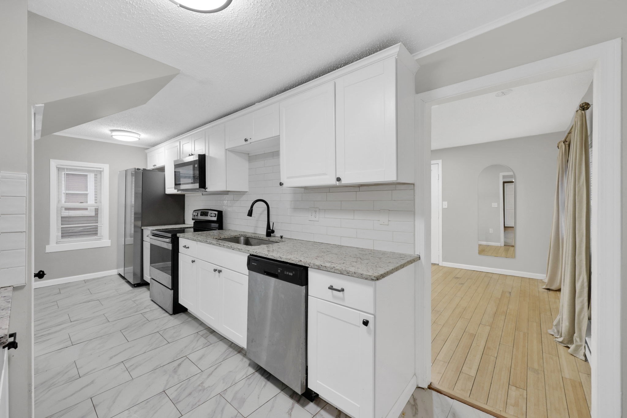 36 Emily St, Springfield, MA 01109 - Image 6