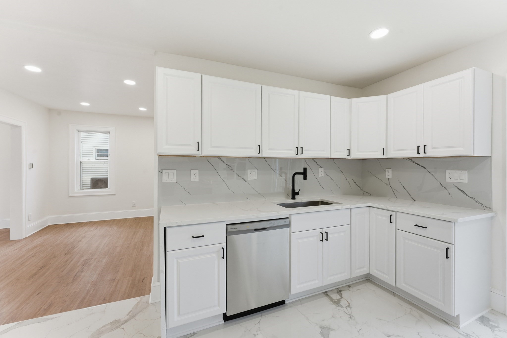 58 Field St, West Springfield, MA 01089 - Image 6