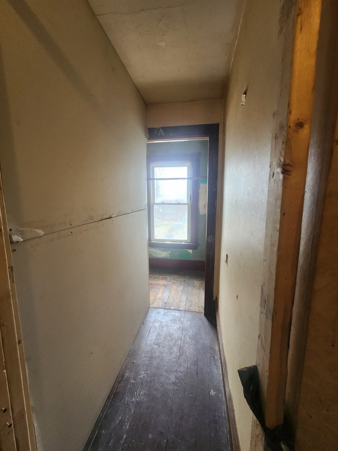 19 Kittredge St, Leominster, MA 01453 - Image 20